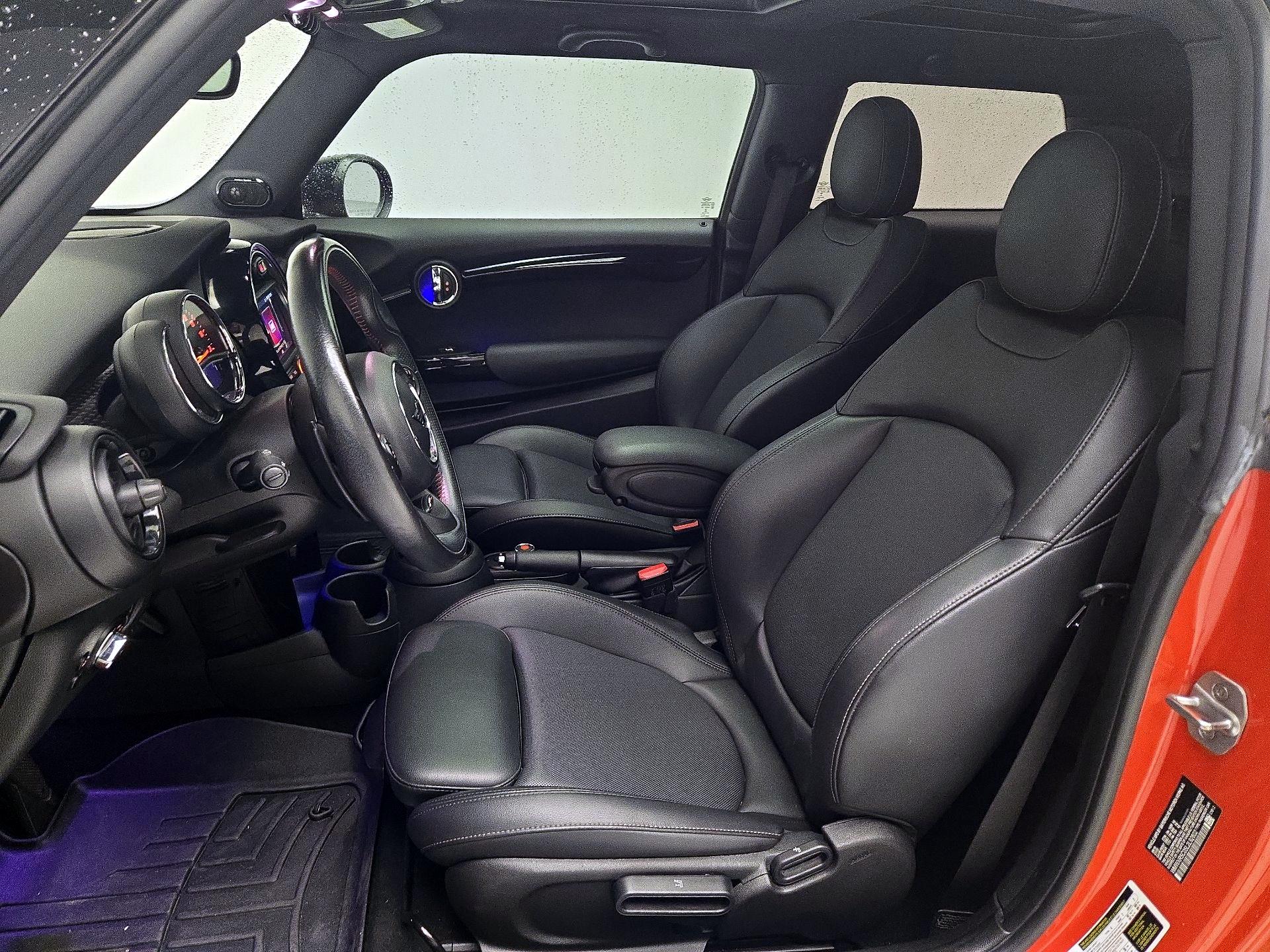 Thumbnail: 2020 MINI Cooper Hardtop - 11