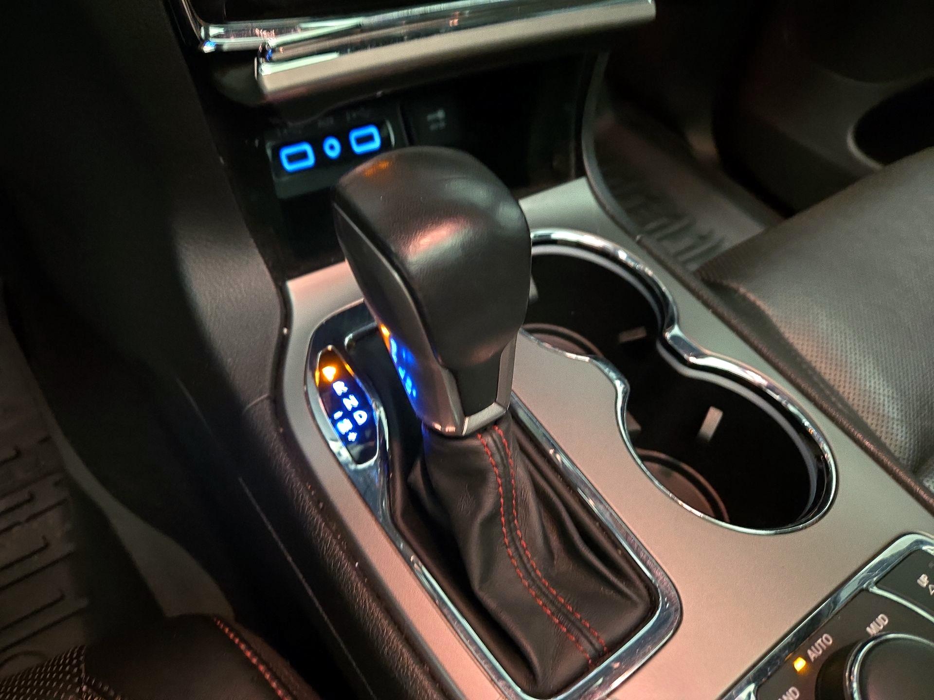 Thumbnail: 2020 Jeep Grand Cherokee - 18
