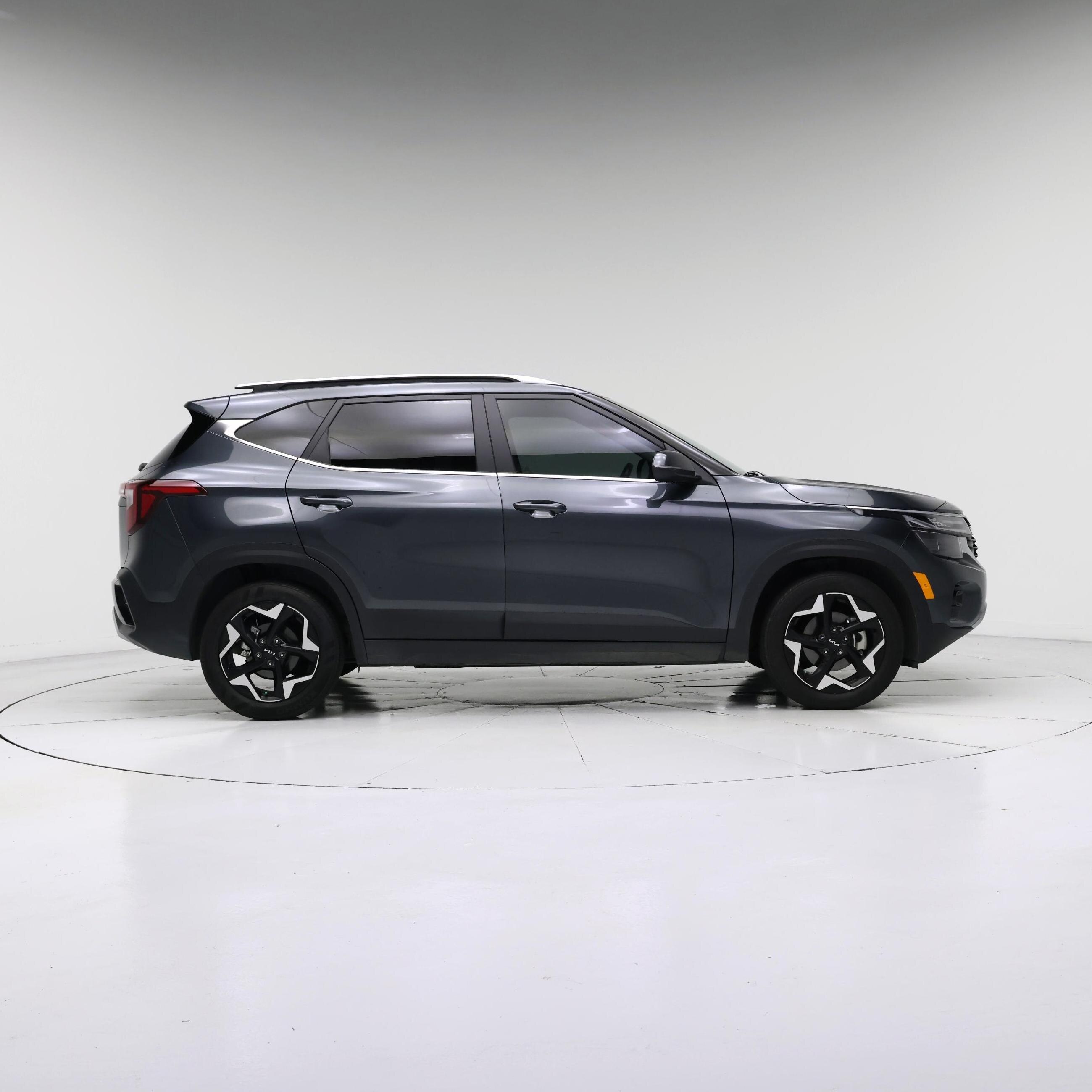 Thumbnail: 2024 Kia Seltos - 7