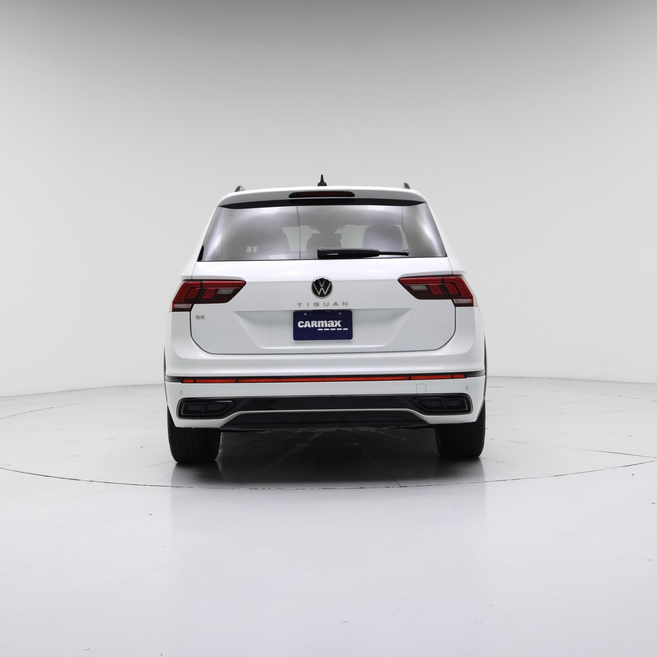 Thumbnail: 2023 Volkswagen Tiguan - 6