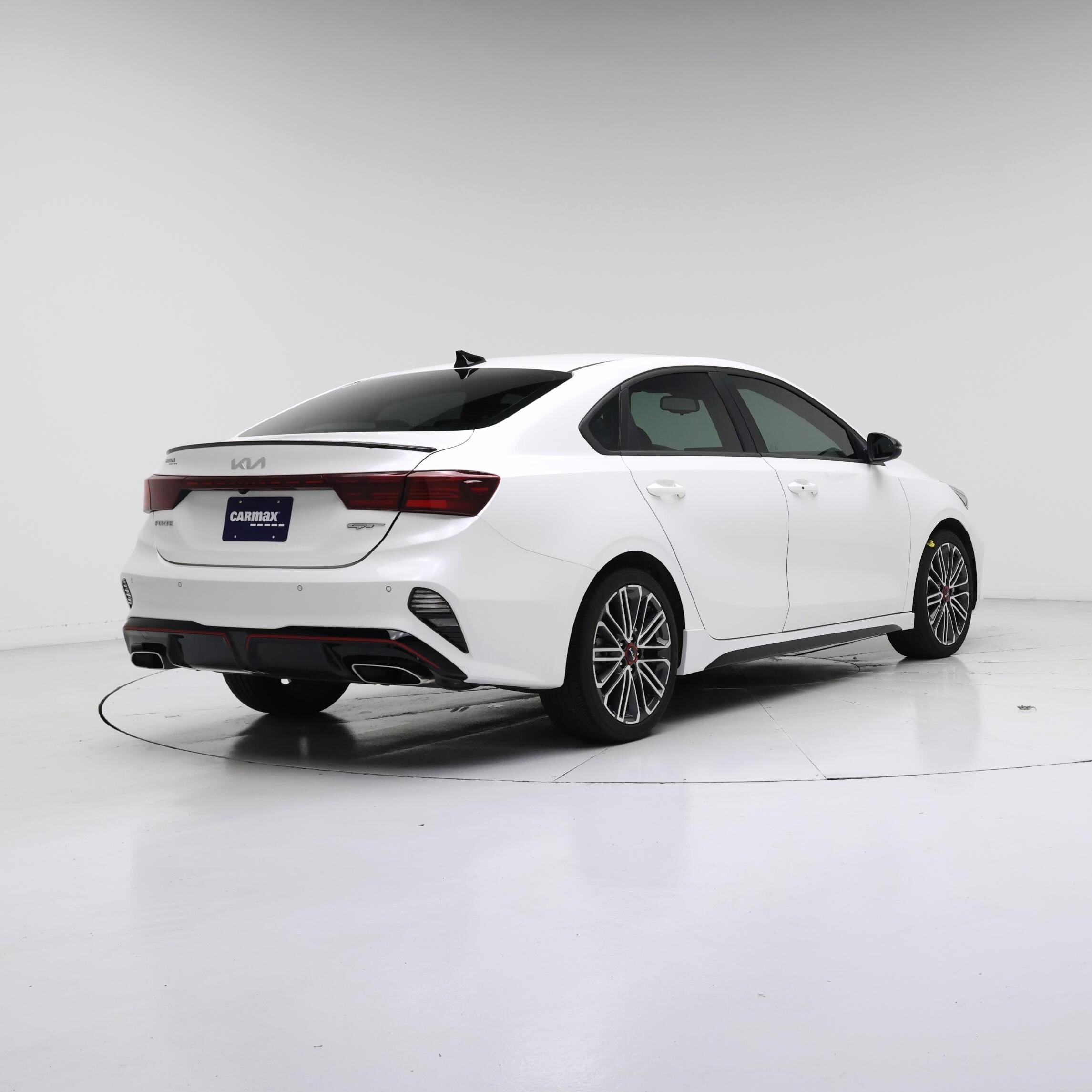 Thumbnail: 2024 Kia Forte - 8