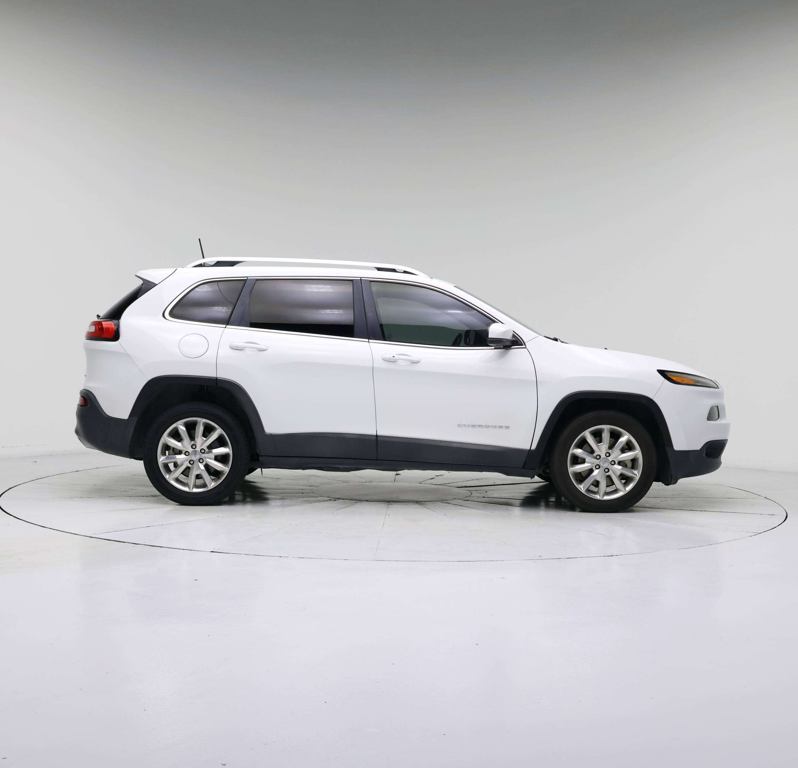 Thumbnail: 2016 Jeep Cherokee - 7