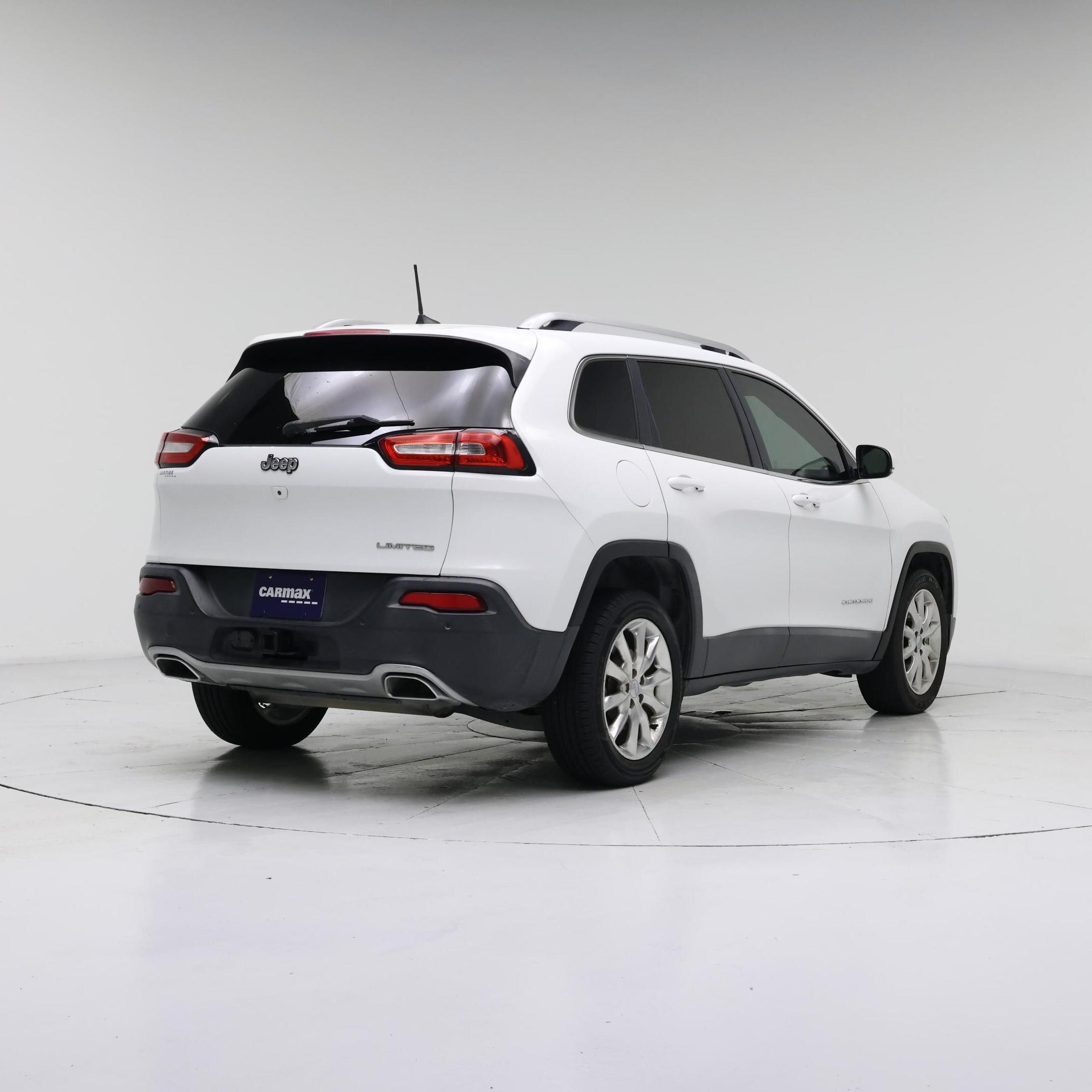 Thumbnail: 2016 Jeep Cherokee - 8