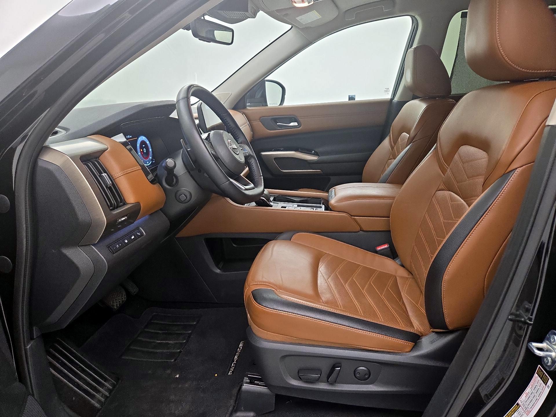 Thumbnail: 2024 Nissan Pathfinder - 11