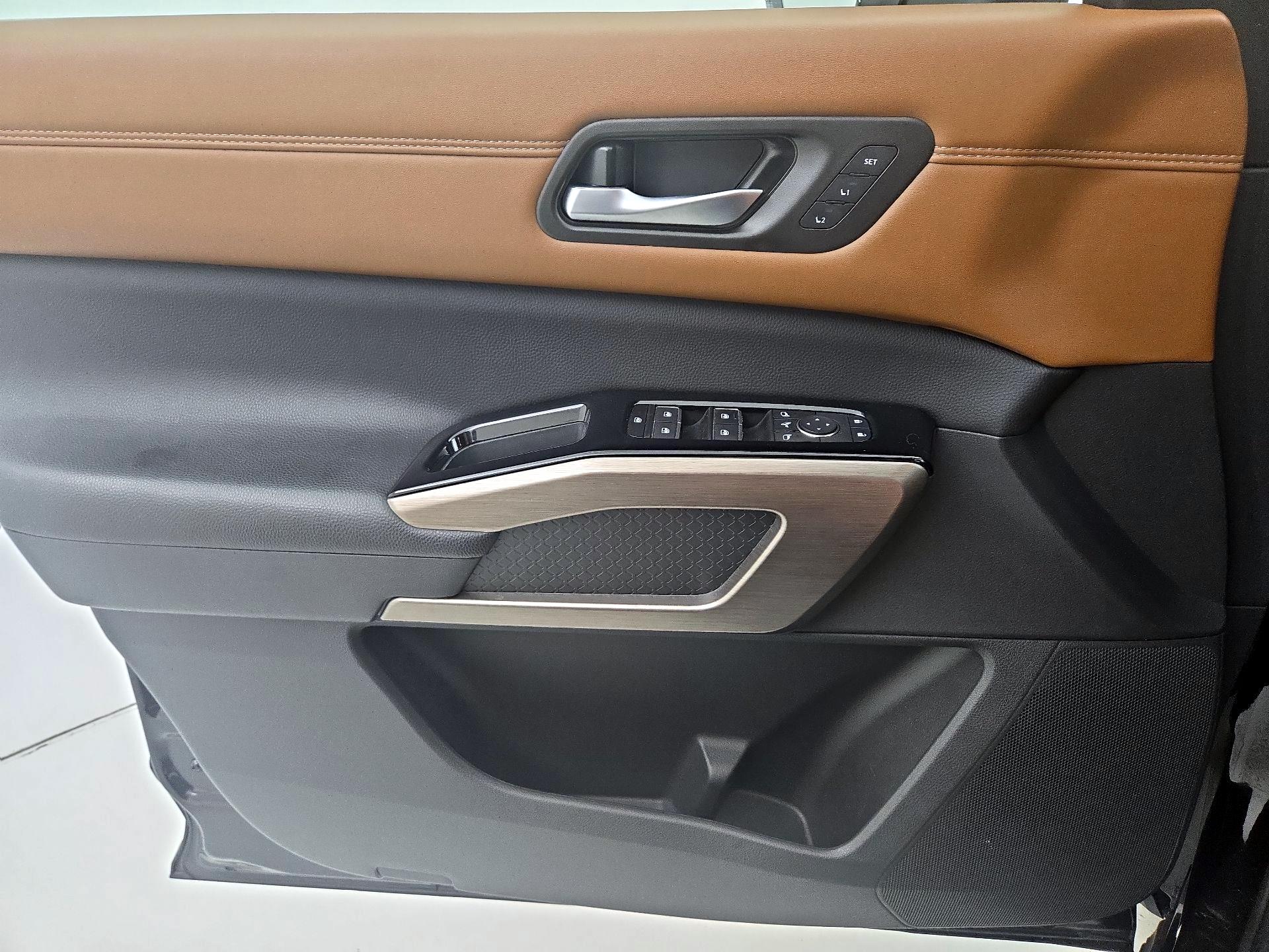 Thumbnail: 2024 Nissan Pathfinder - 12
