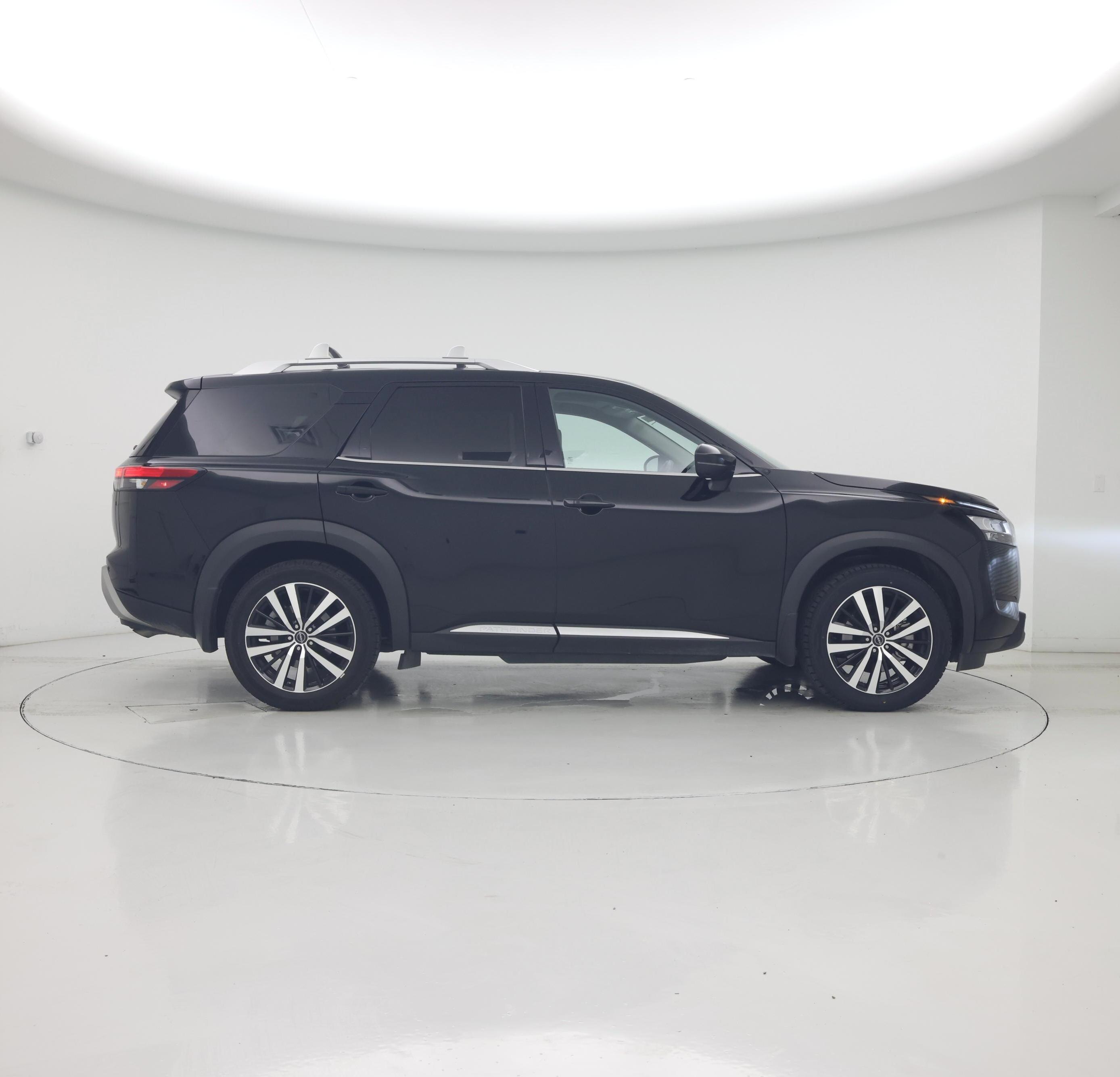 Thumbnail: 2024 Nissan Pathfinder - 7