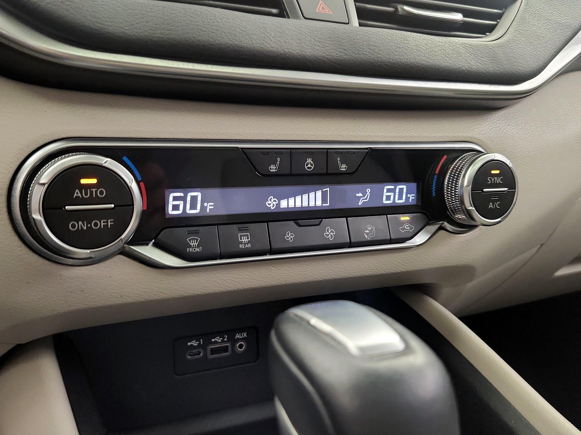 Thumbnail: 2019 Nissan Altima - 16