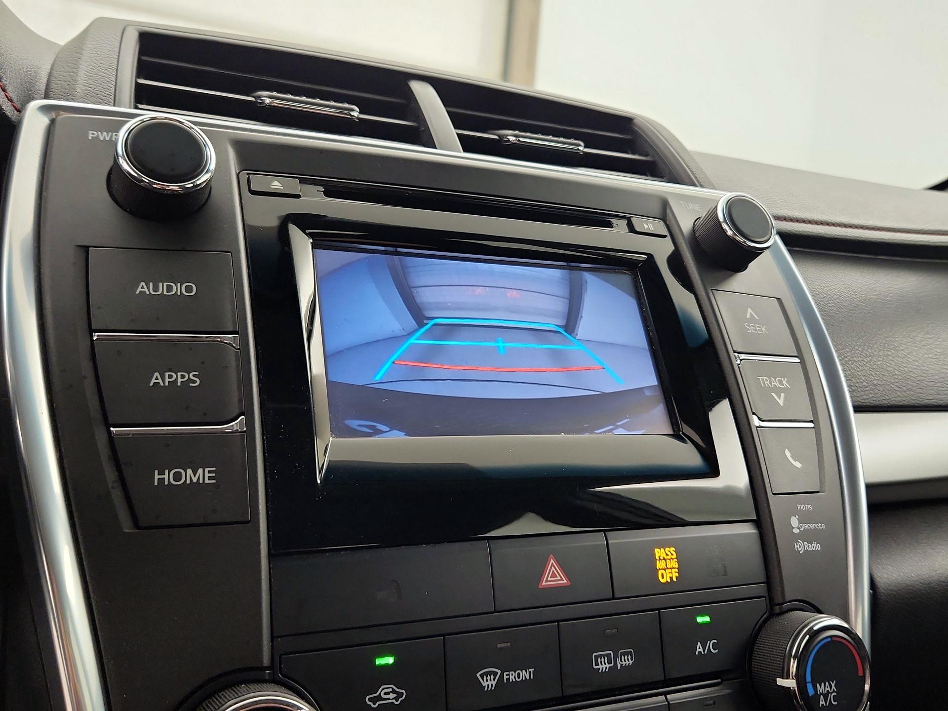 Thumbnail: 2015 Toyota Camry - 14