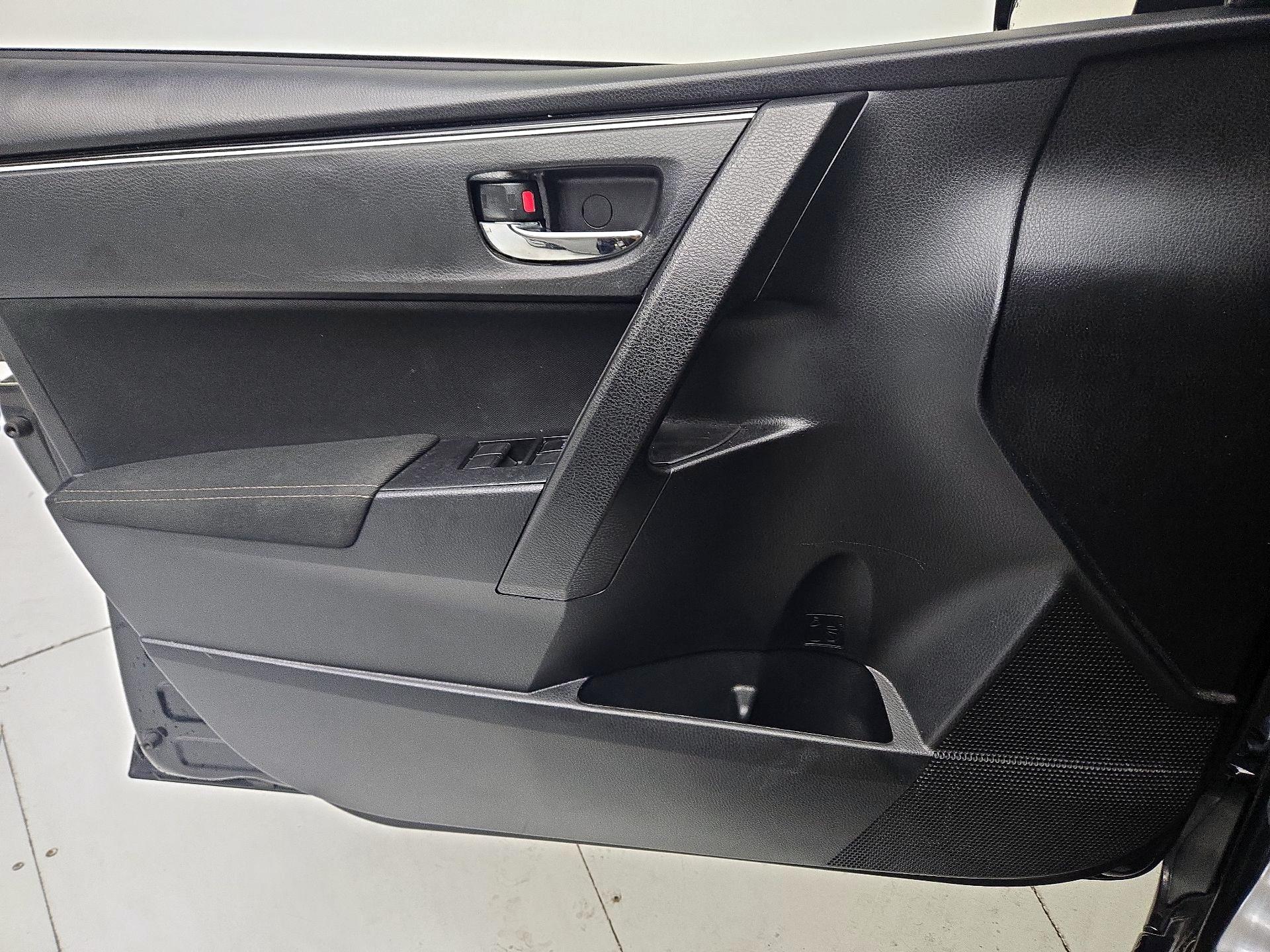 Thumbnail: 2019 Toyota Corolla - 12