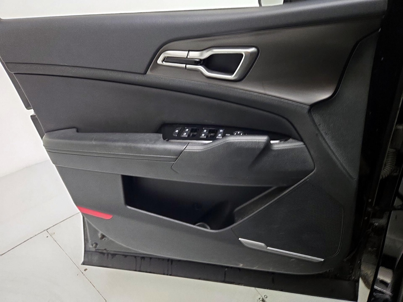 2024 Kia Sportage EX - Photo 13
