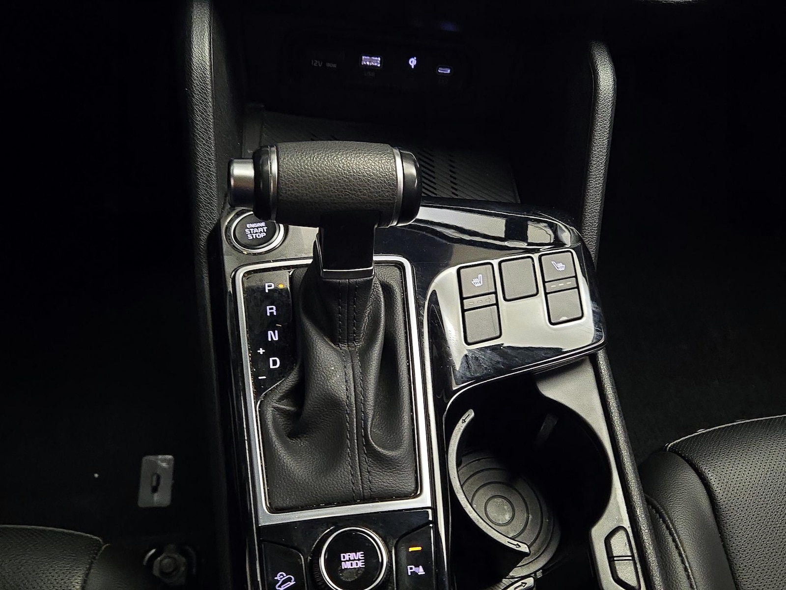 2024 Kia Sportage EX - Photo 19