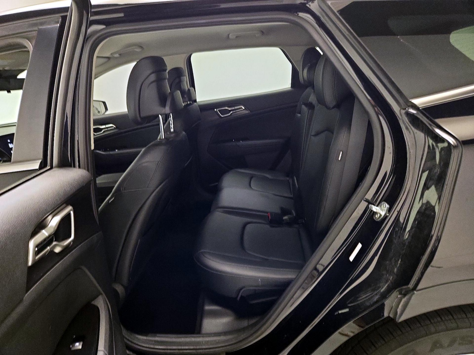 2024 Kia Sportage EX - Photo 21