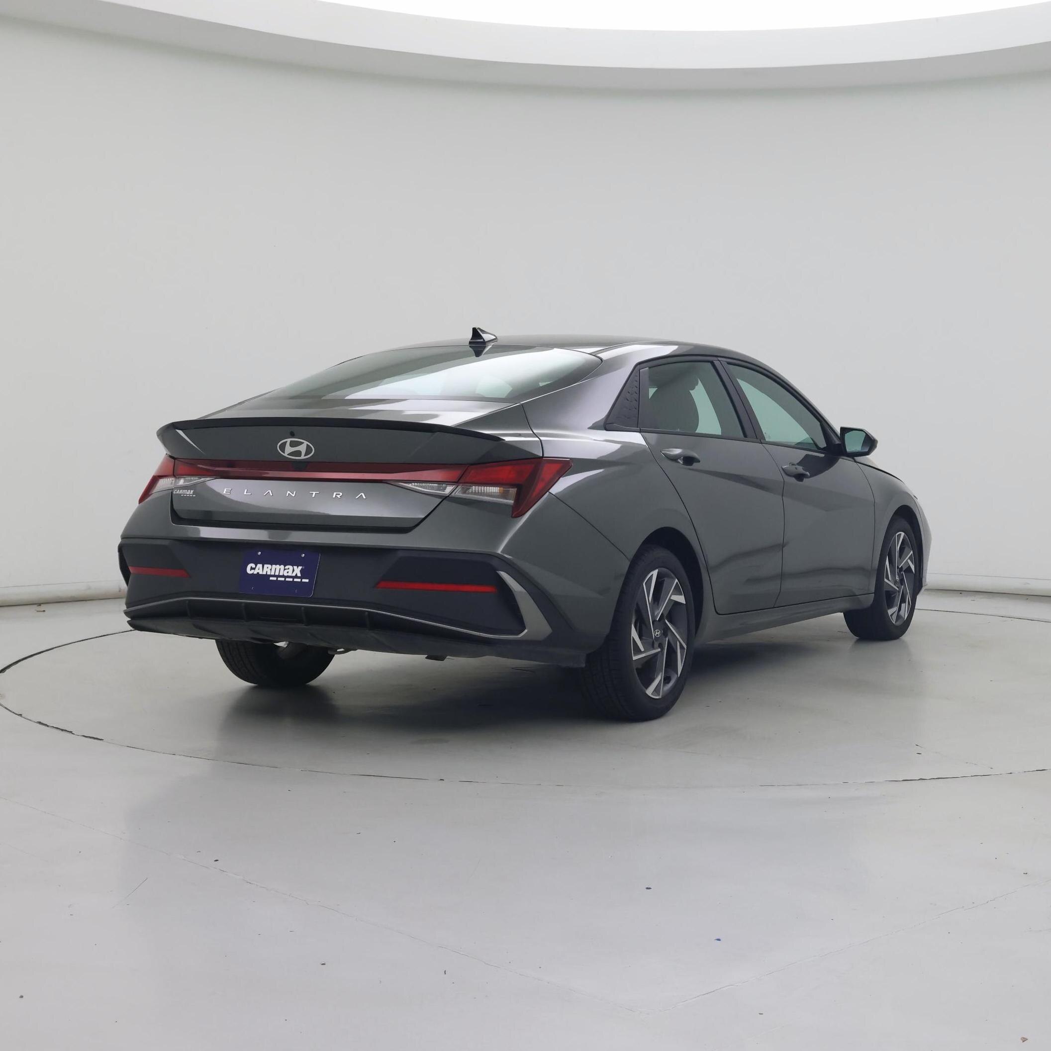 Thumbnail: 2025 Hyundai Elantra - 8