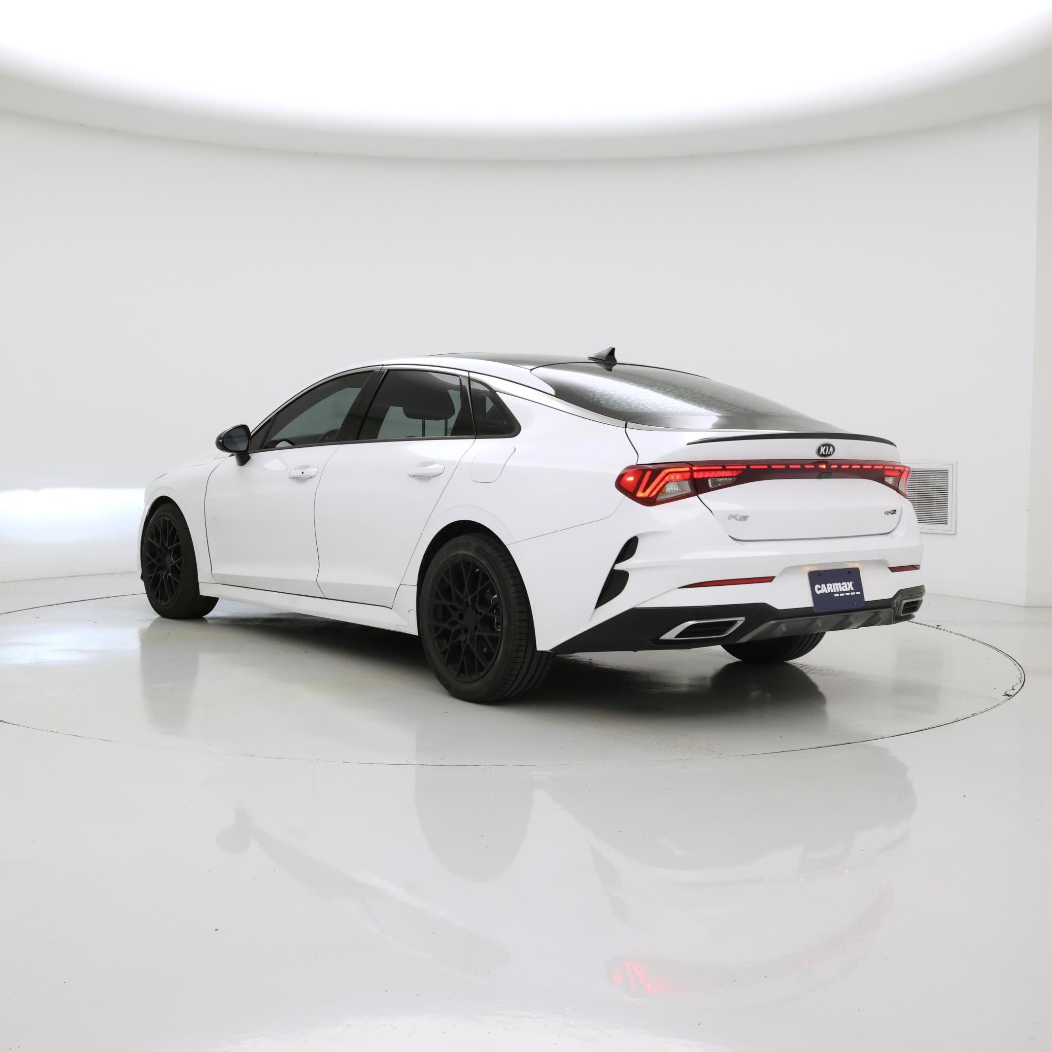 Thumbnail: 2021 Kia K5 - 2