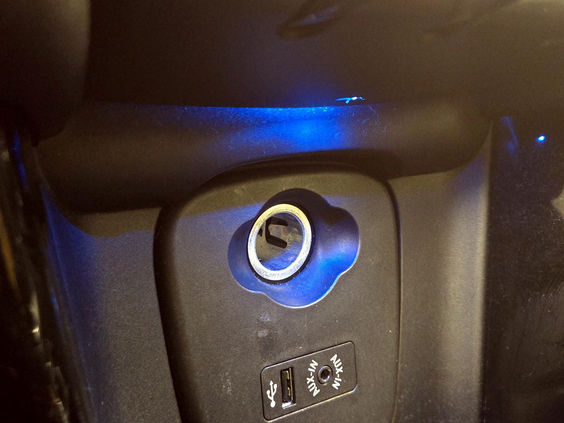 Thumbnail: 2015 MINI Cooper Hardtop - 18