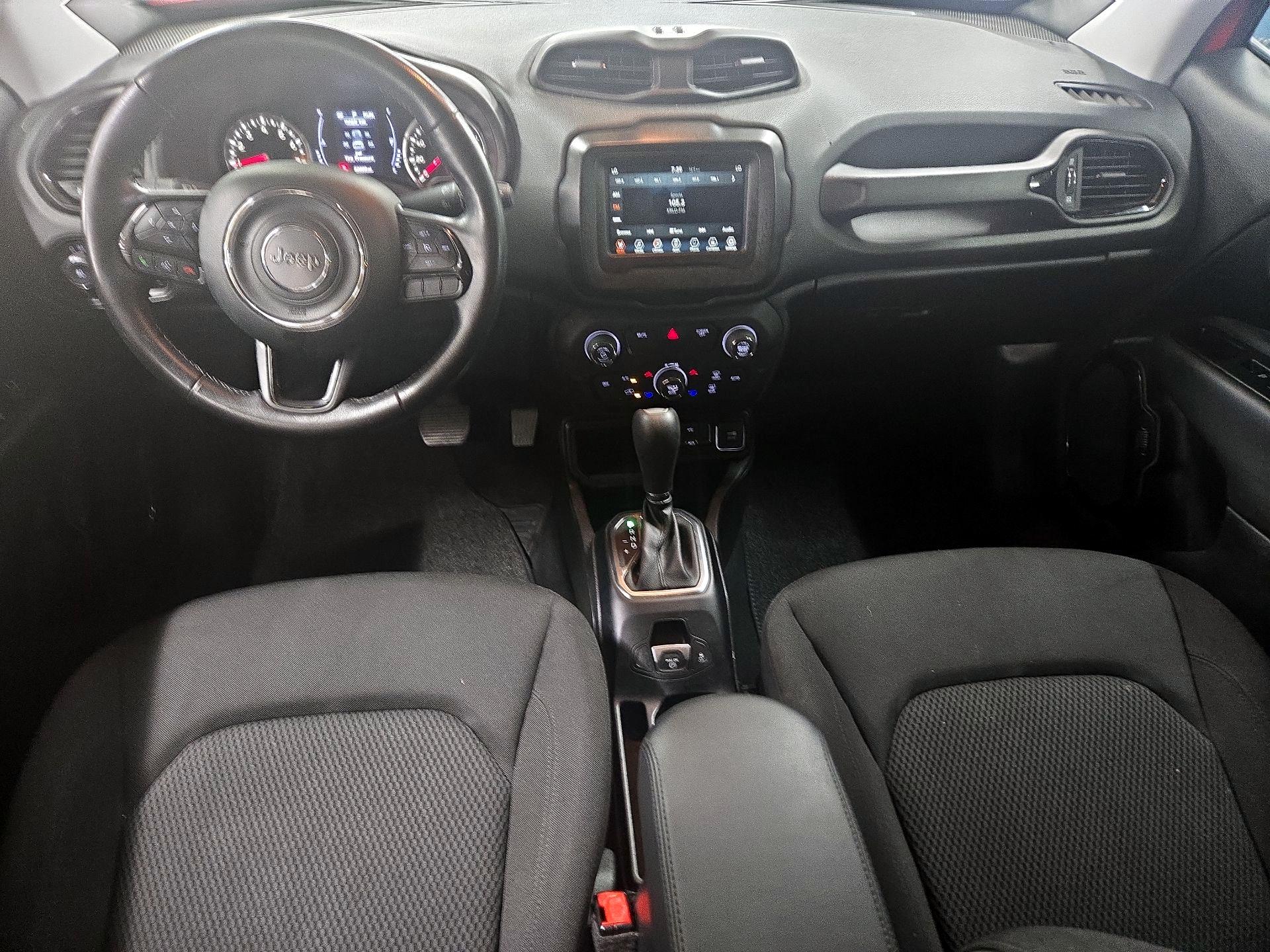 Thumbnail: 2018 Jeep Renegade - 9
