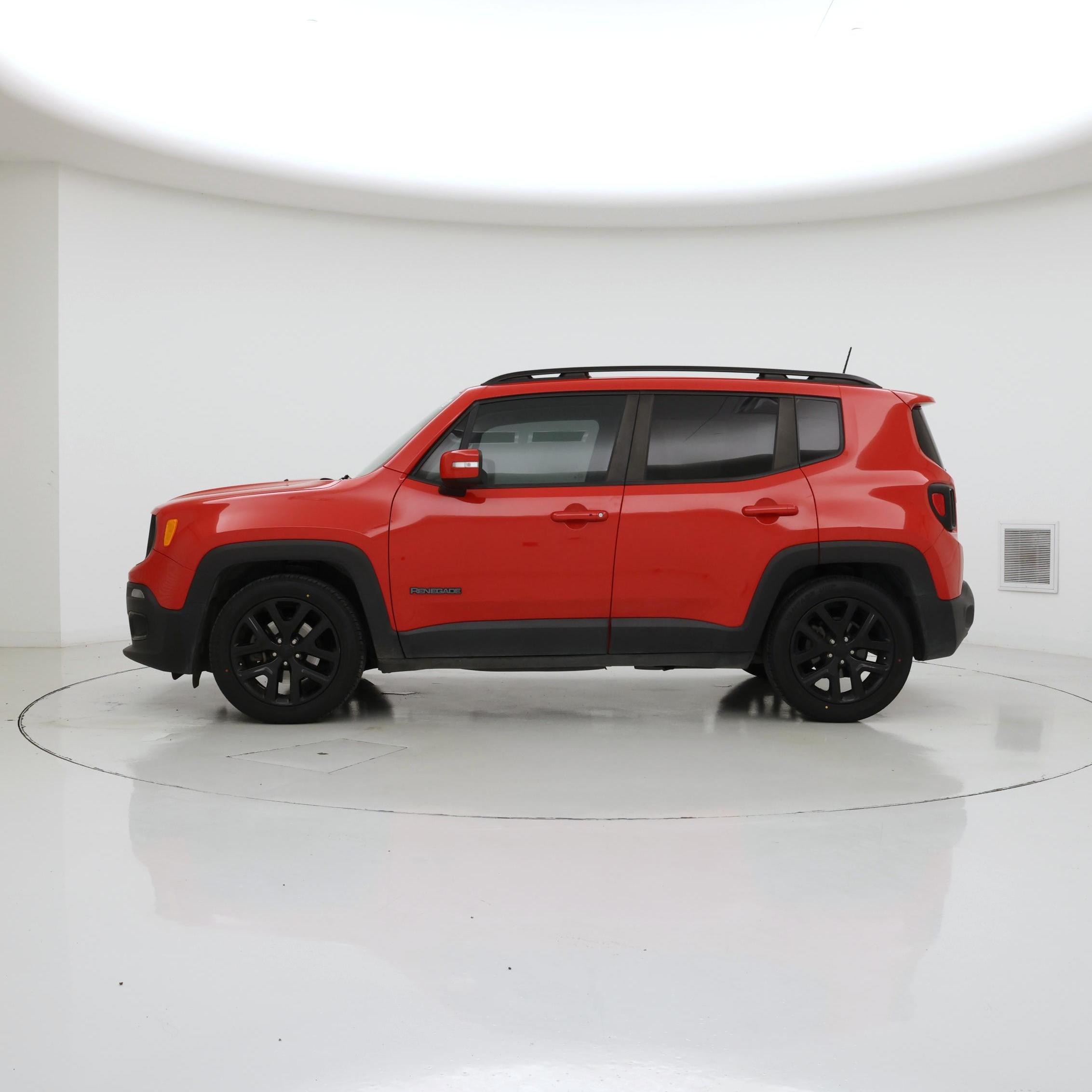 Thumbnail: 2018 Jeep Renegade - 3