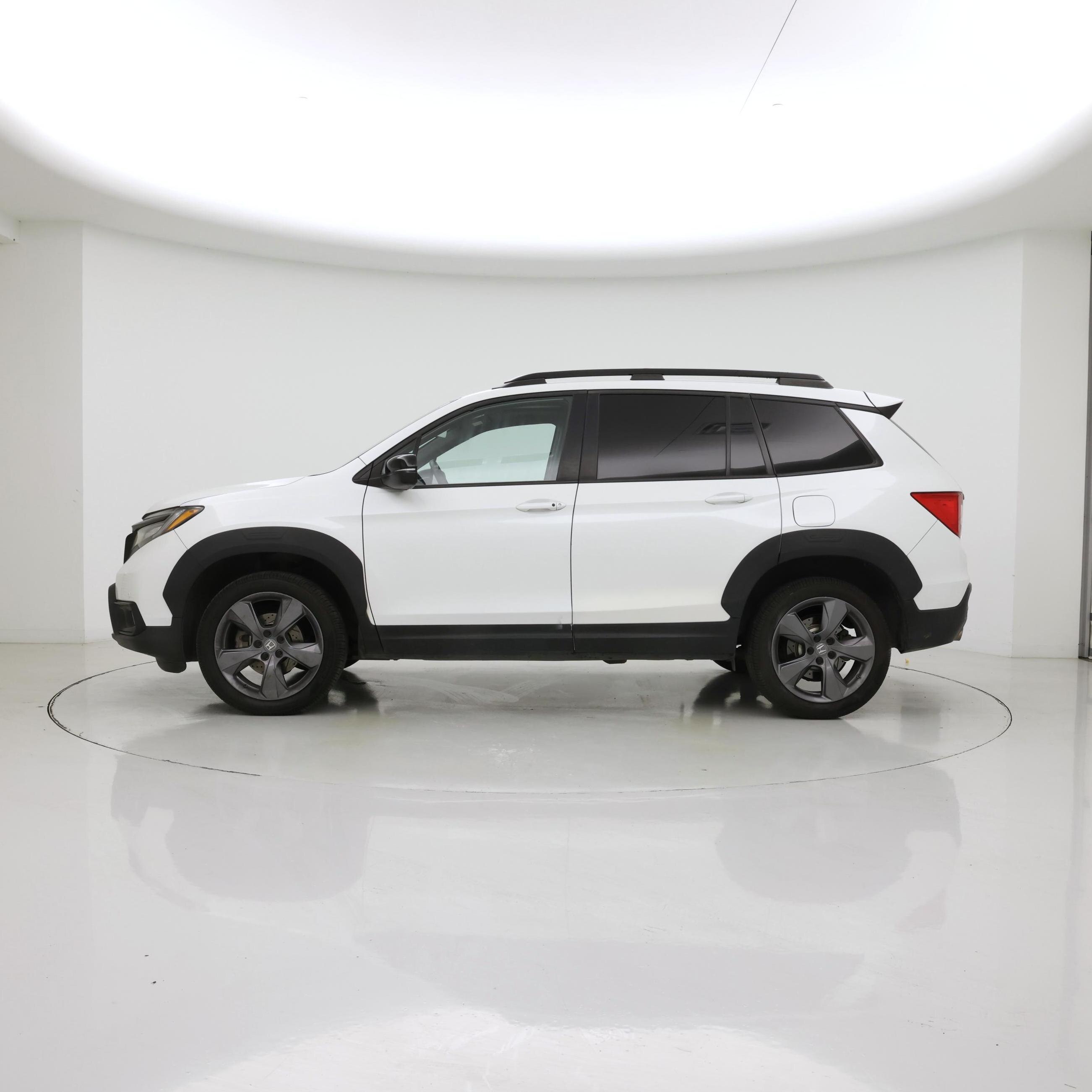 Thumbnail: 2020 Honda Passport - 3
