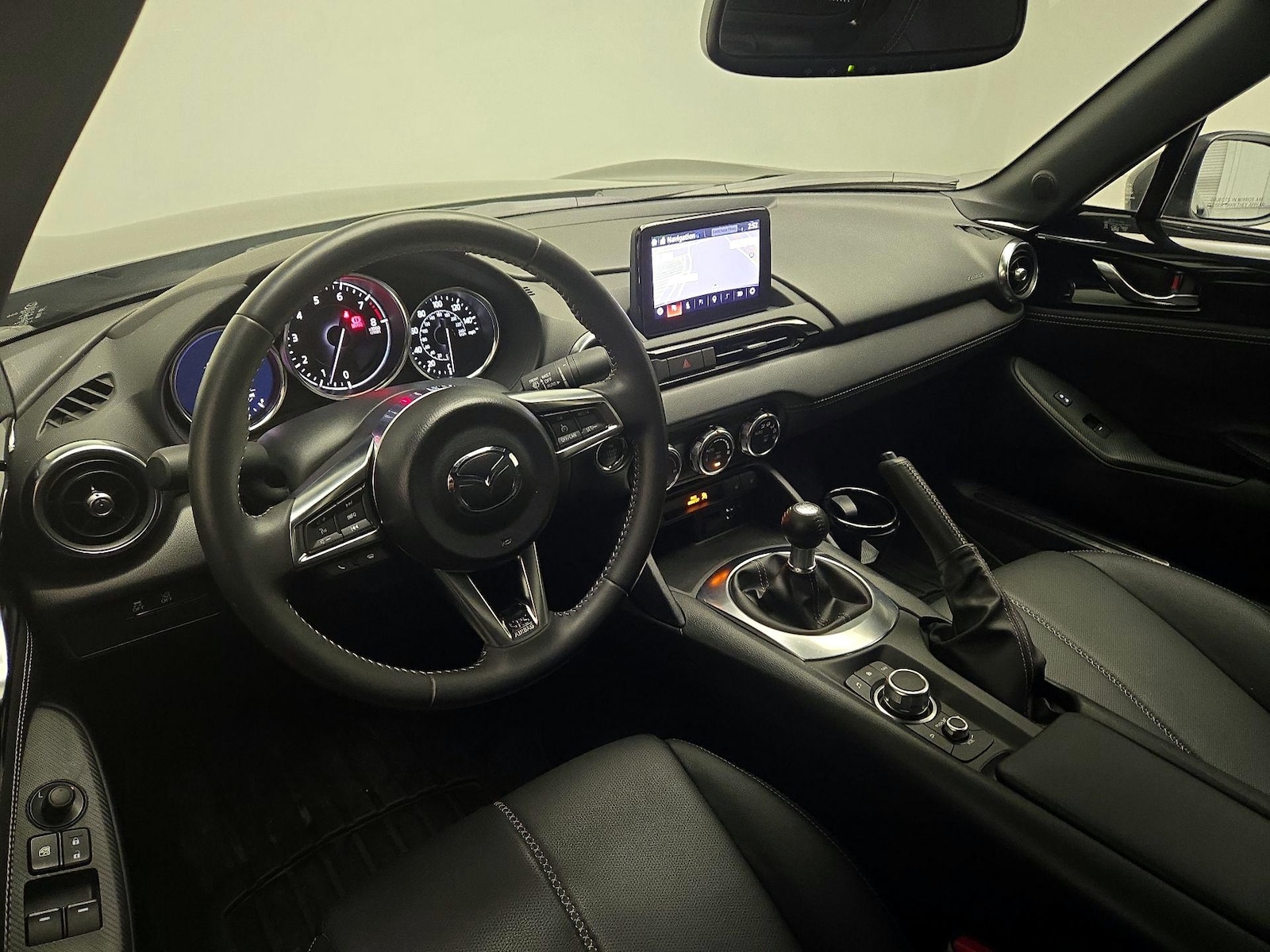 2021 Mazda MX-5 Miata Grand Touring - Photo 10