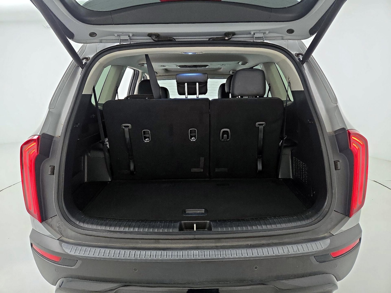 2021 Kia Telluride EX - Photo 24