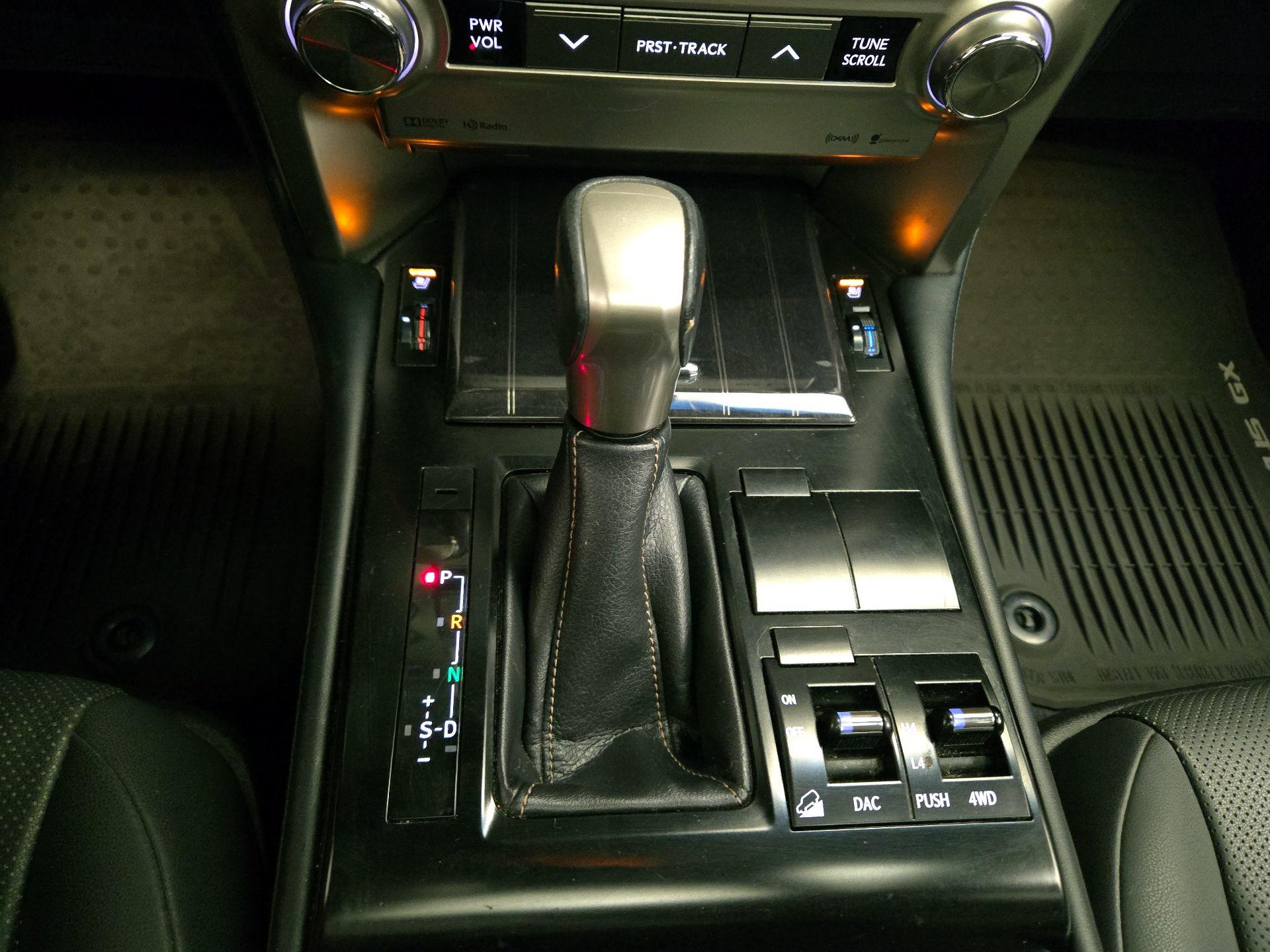 Thumbnail: 2021 Lexus GX - 18