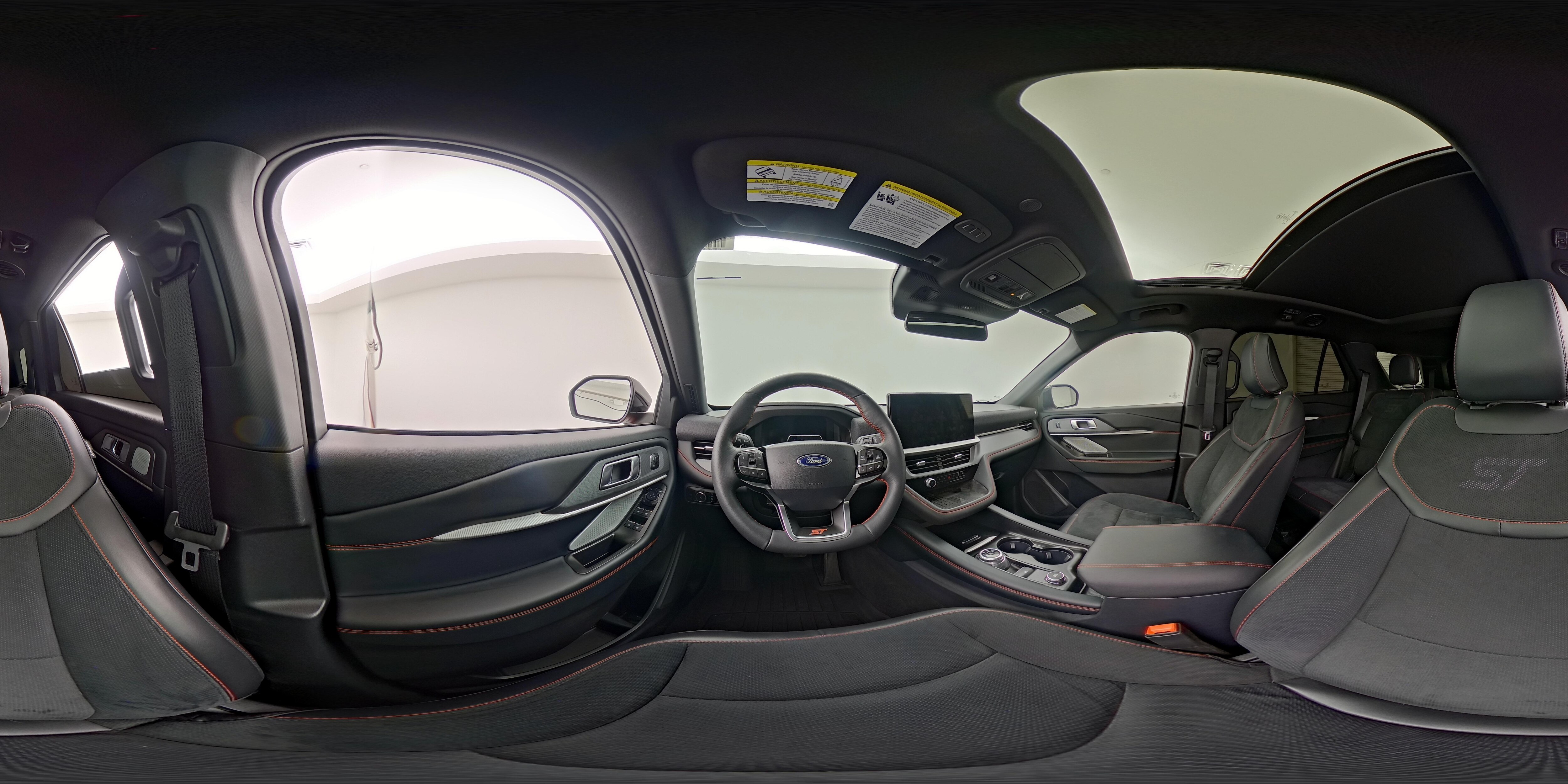 2025 Ford Explorer ST - Photo 28
