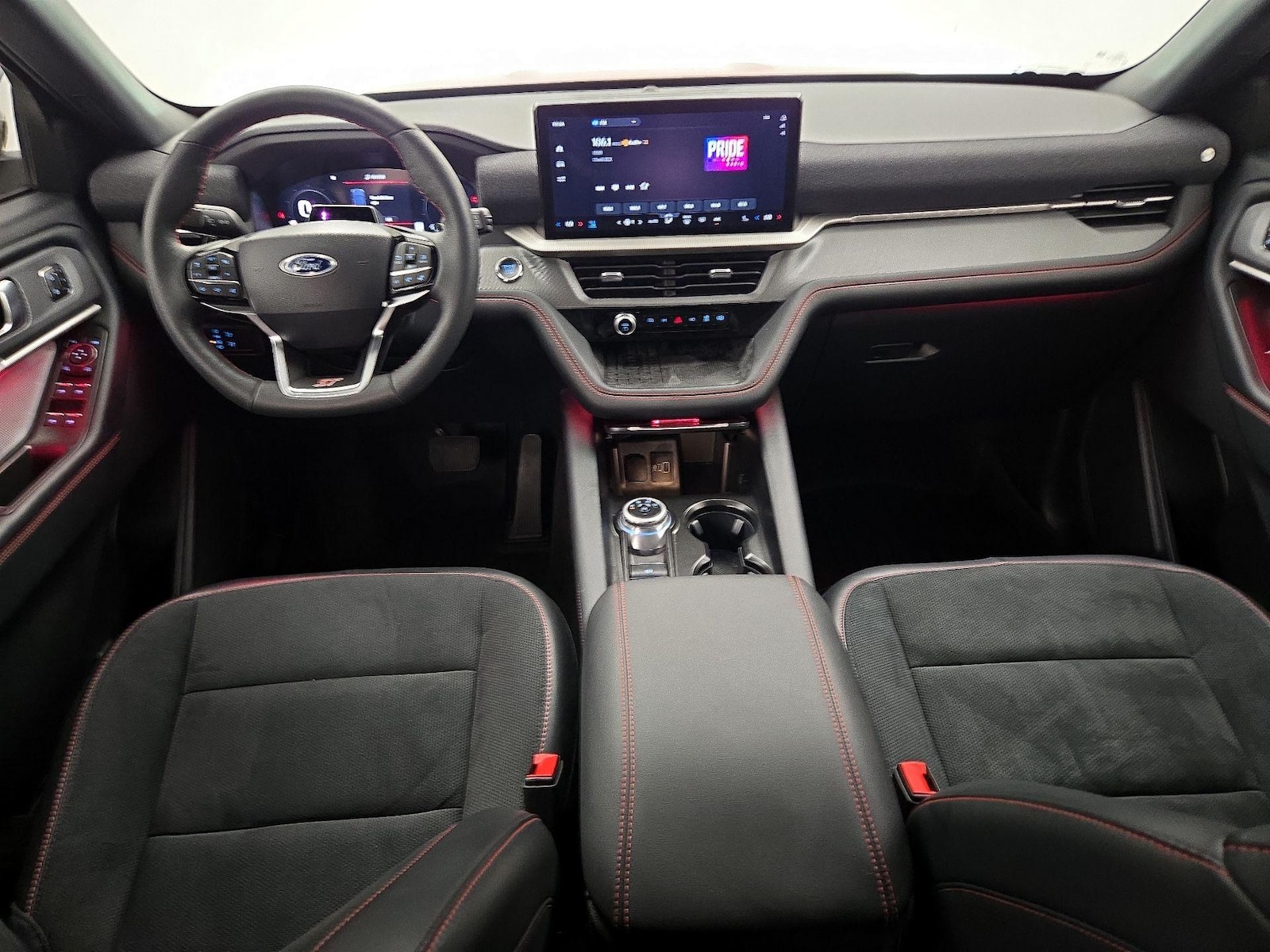 2025 Ford Explorer ST - Photo 10