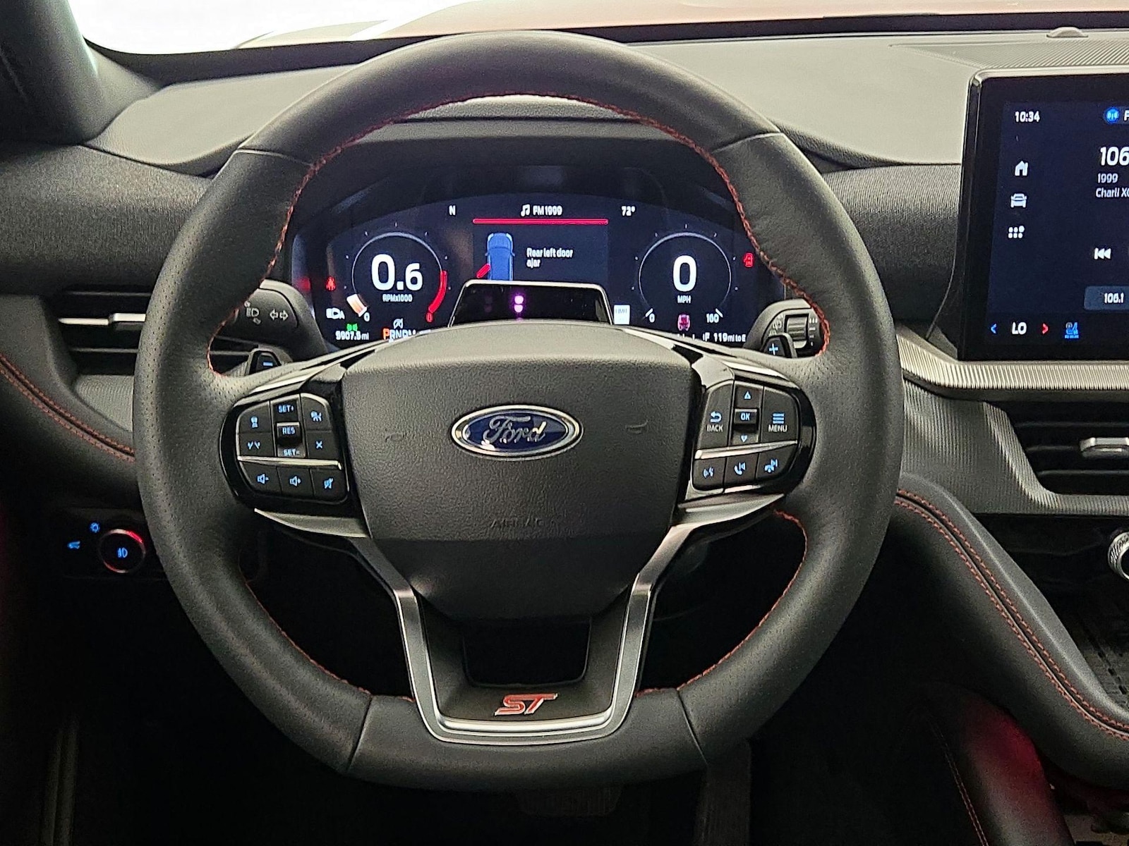 2025 Ford Explorer ST - Photo 11