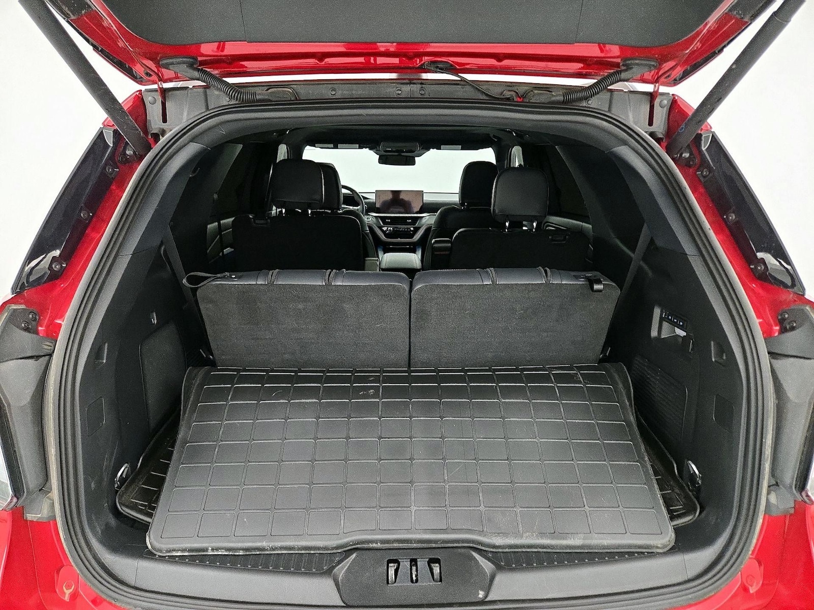 2025 Ford Explorer ST - Photo 22