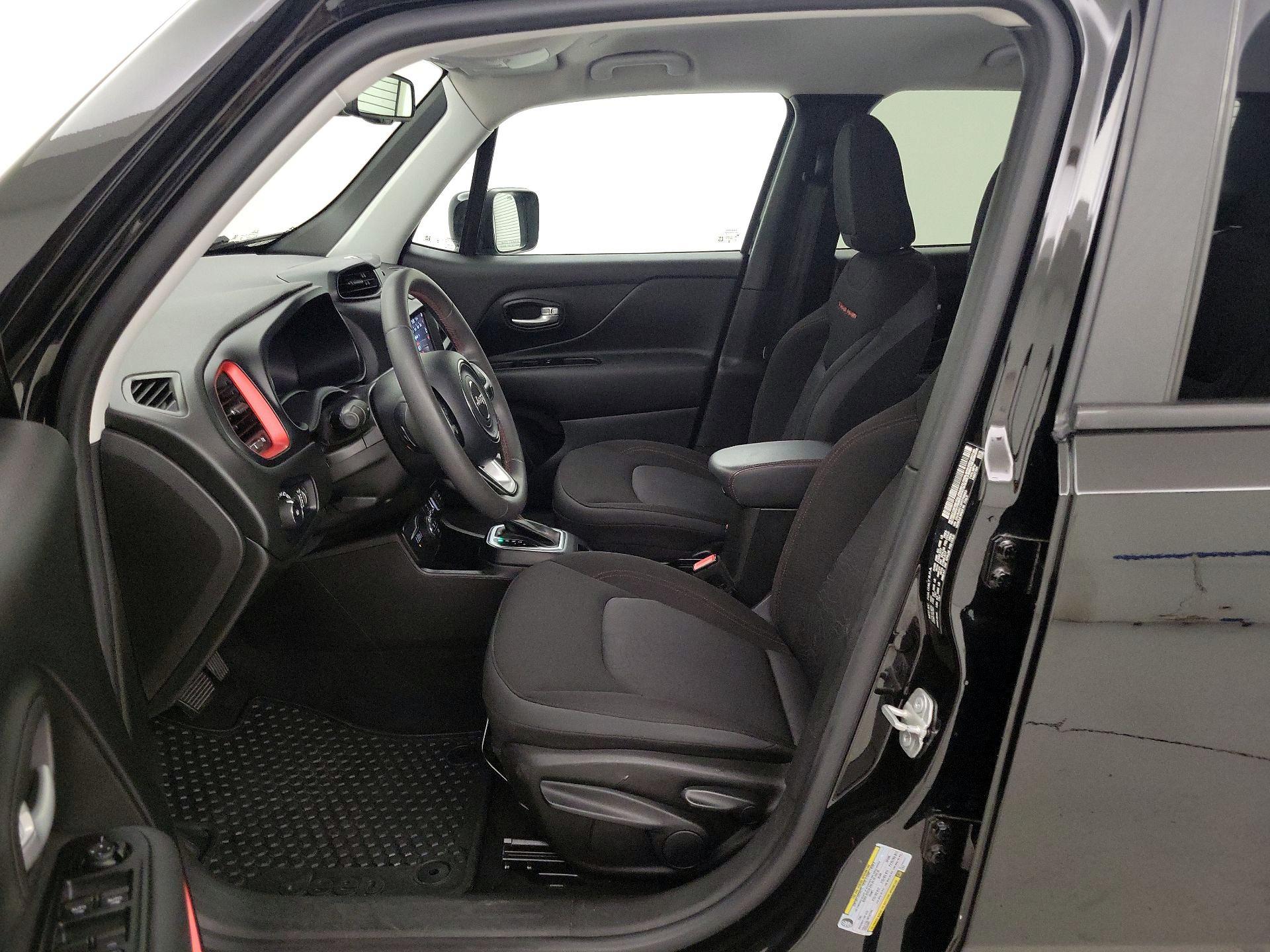 Thumbnail: 2023 Jeep Renegade - 11