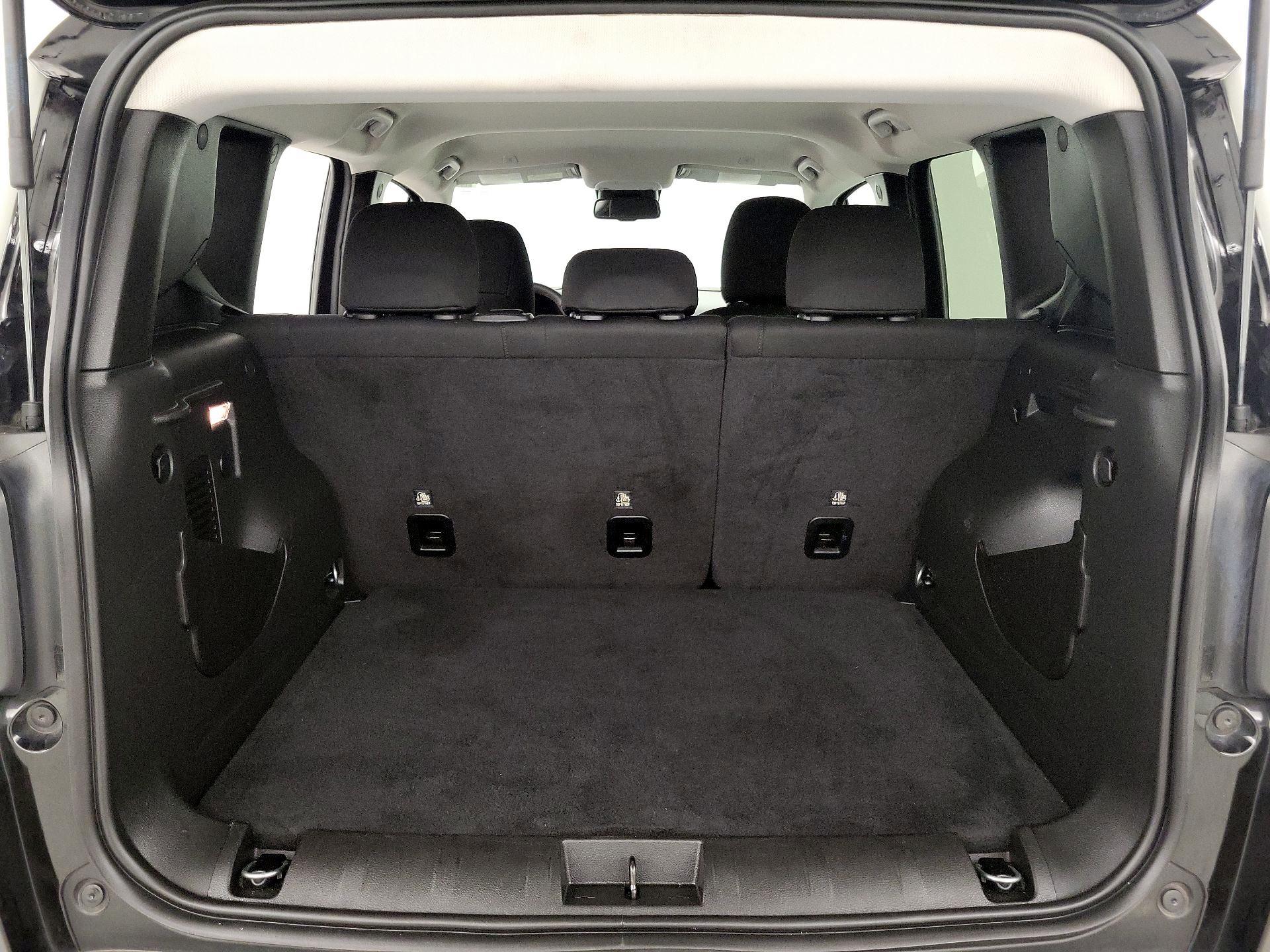 Thumbnail: 2023 Jeep Renegade - 20