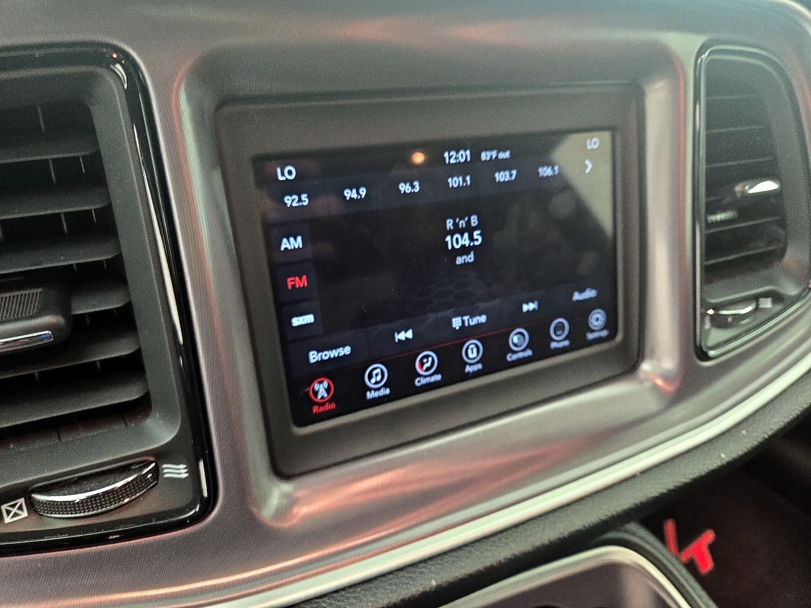 2021 Dodge Challenger R/T - Photo 16