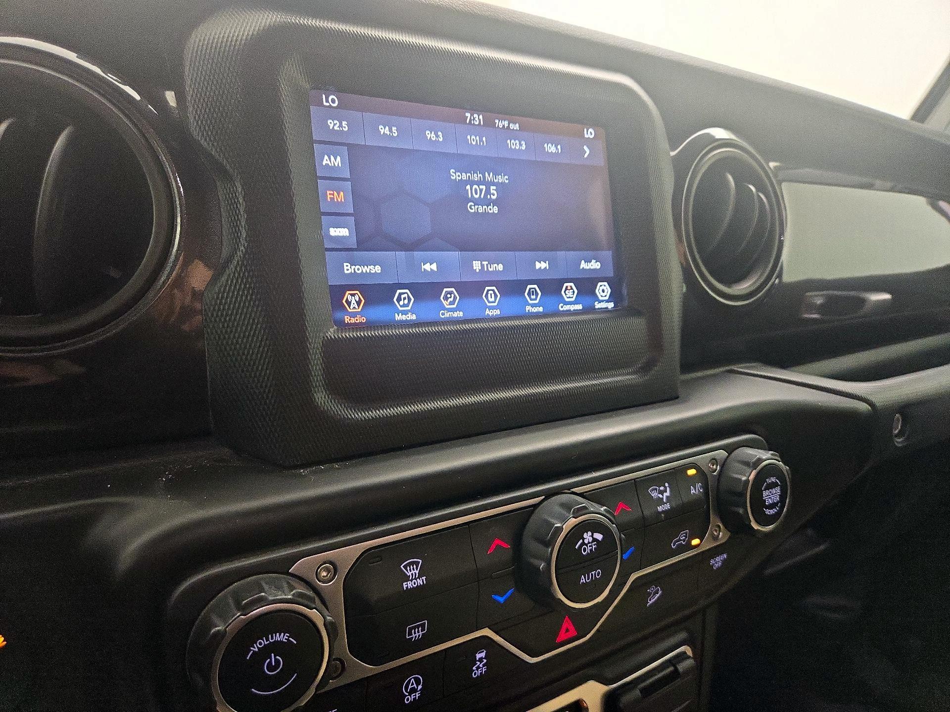 Thumbnail: 2020 Jeep Wrangler - 15