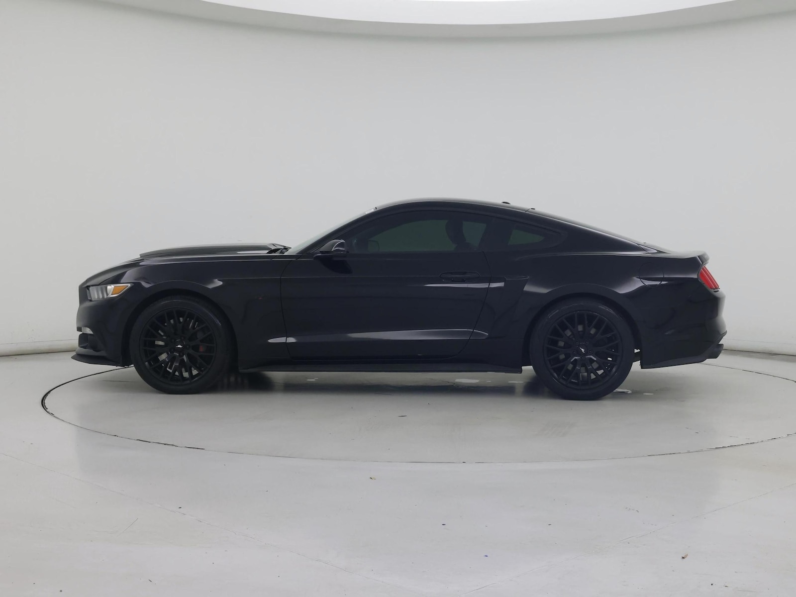 2016 Ford Mustang GT Premium - Photo 4