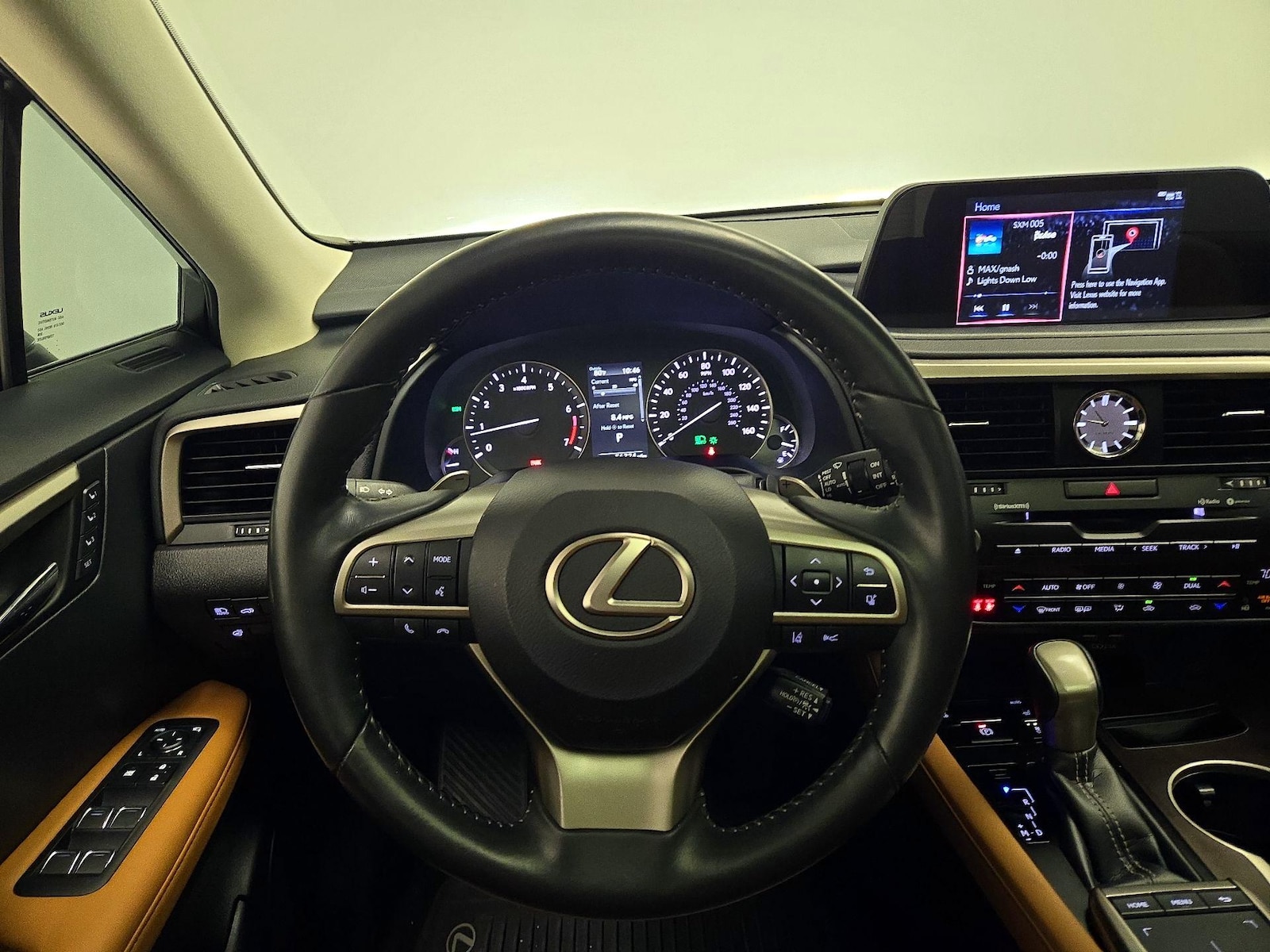 2021 Lexus RX 350 - Photo 11
