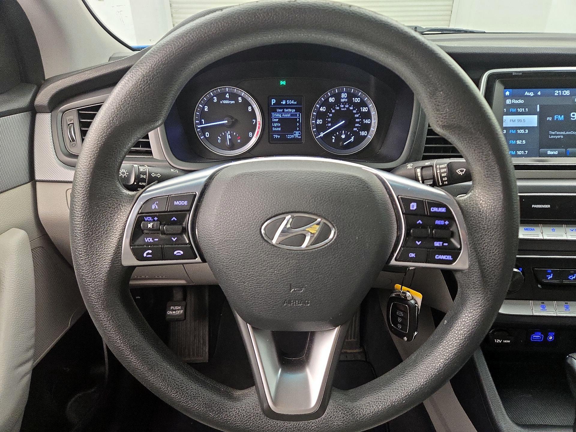 Thumbnail: 2018 Hyundai Sonata - 10