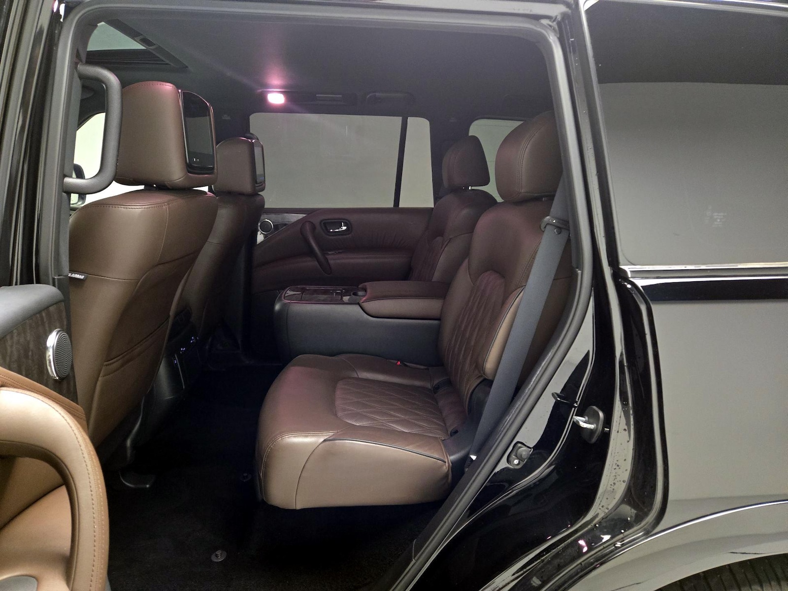 2022 Nissan Armada Platinum - Photo 22