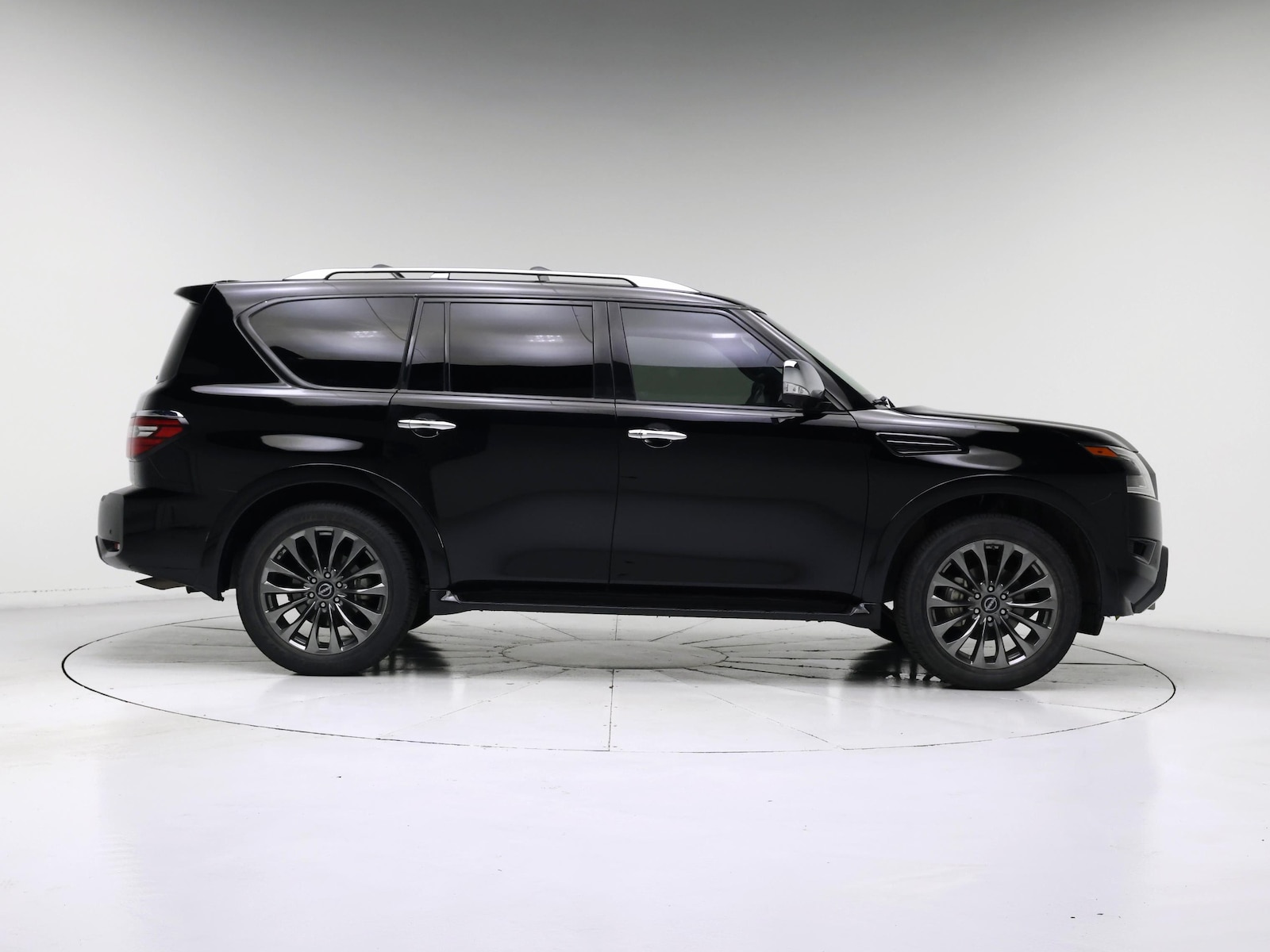 2022 Nissan Armada Platinum - Photo 8