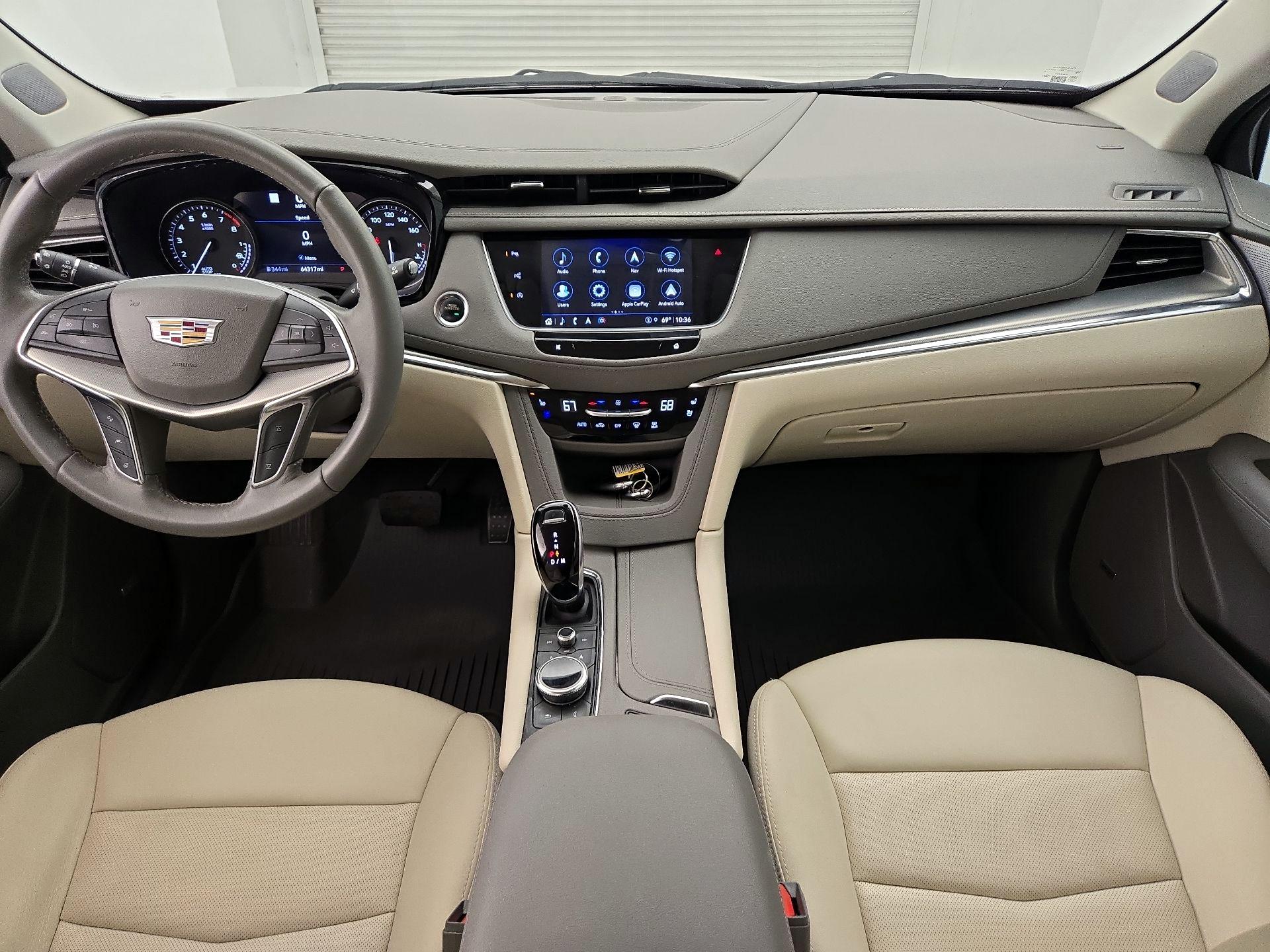 Thumbnail: 2022 Cadillac XT5 - 9