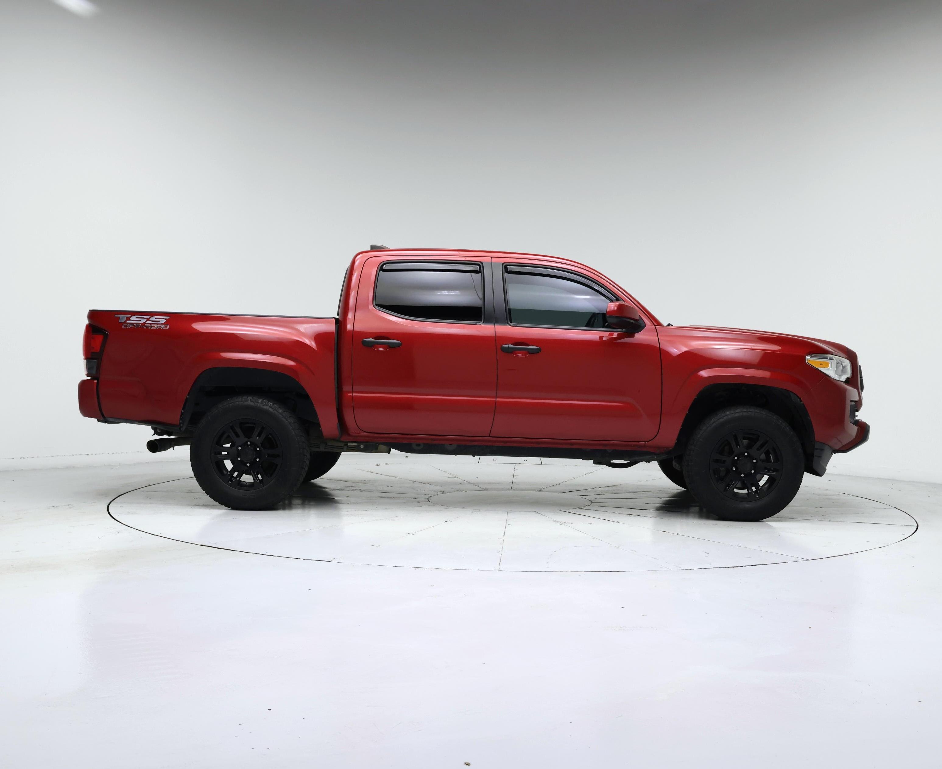 Thumbnail: 2020 Toyota Tacoma - 7