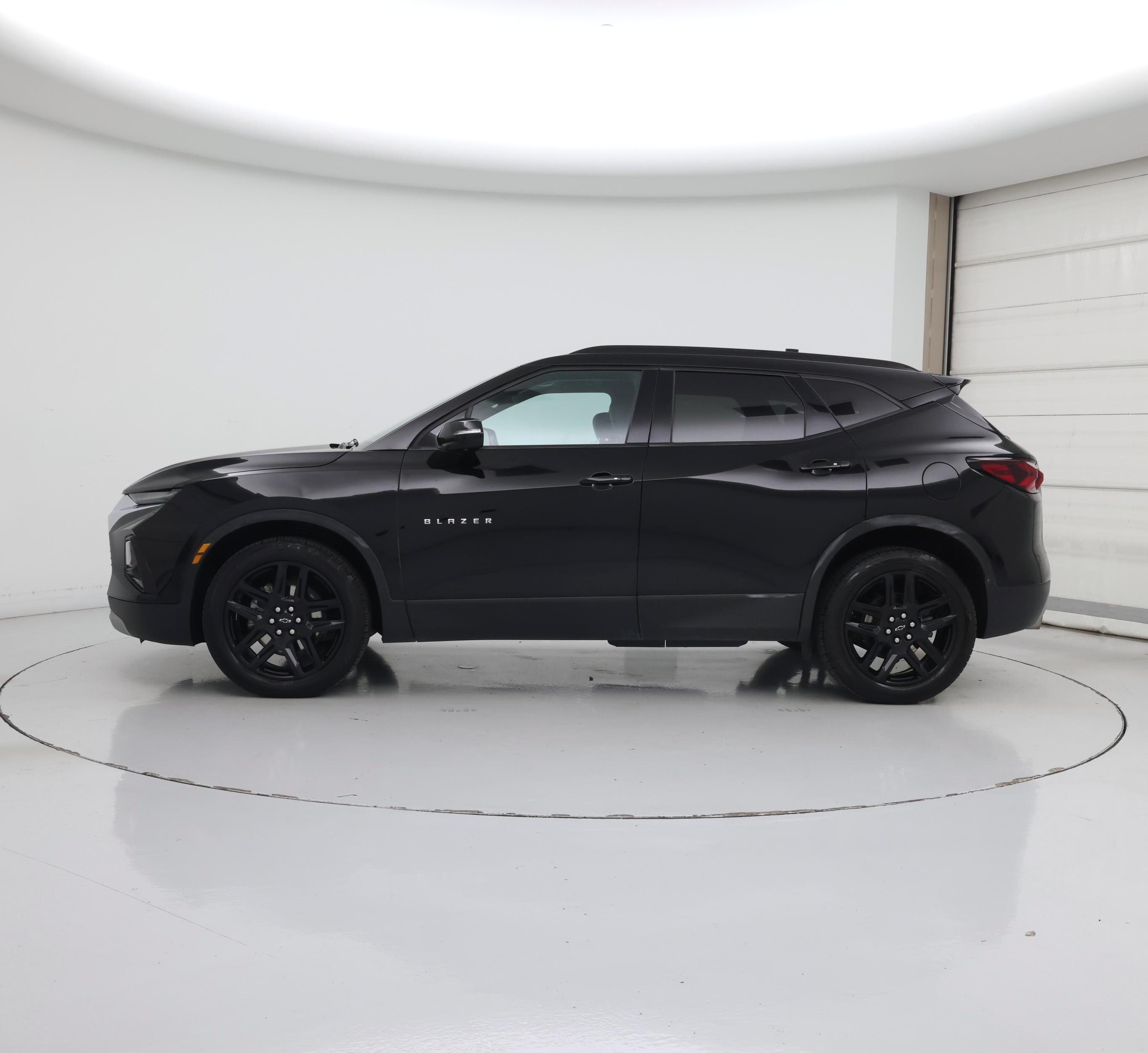 Thumbnail: 2022 Chevrolet Blazer - 3