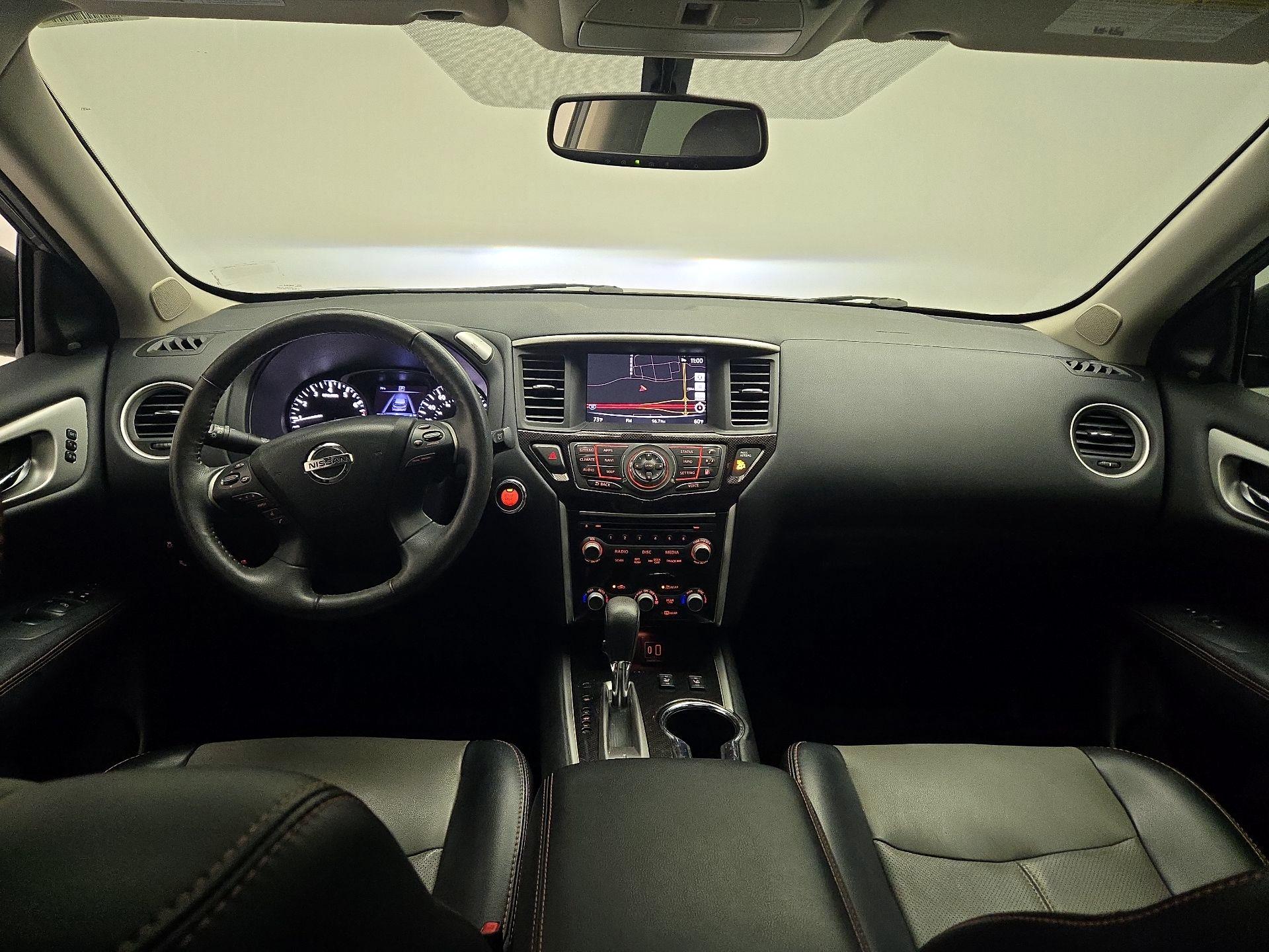 Thumbnail: 2020 Nissan Pathfinder - 8