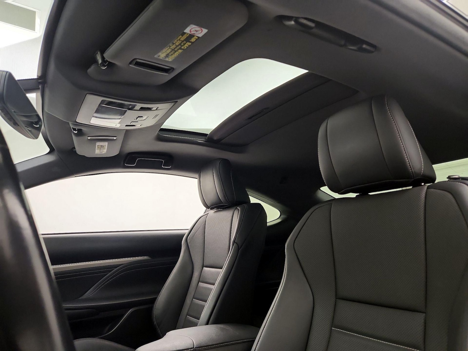 Sunroof(s) & Overhead Airbags