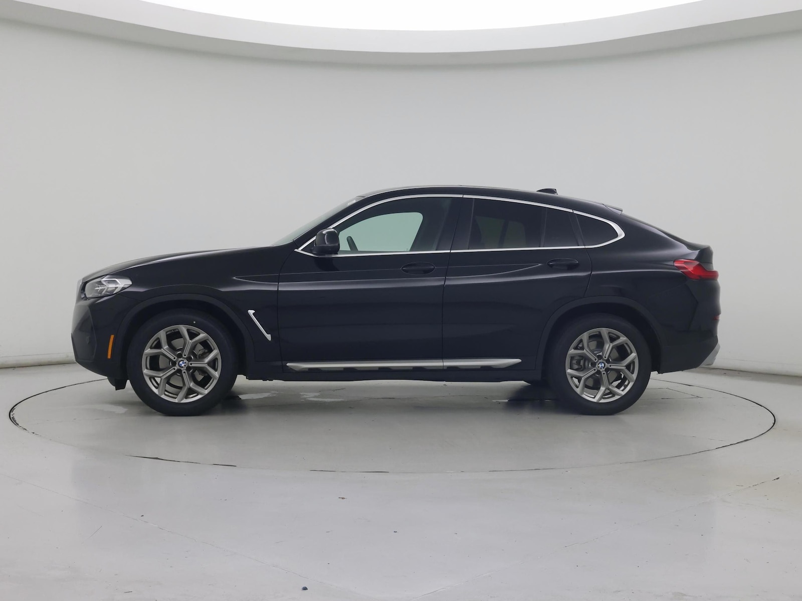 2024 BMW X4 30i - Photo 4
