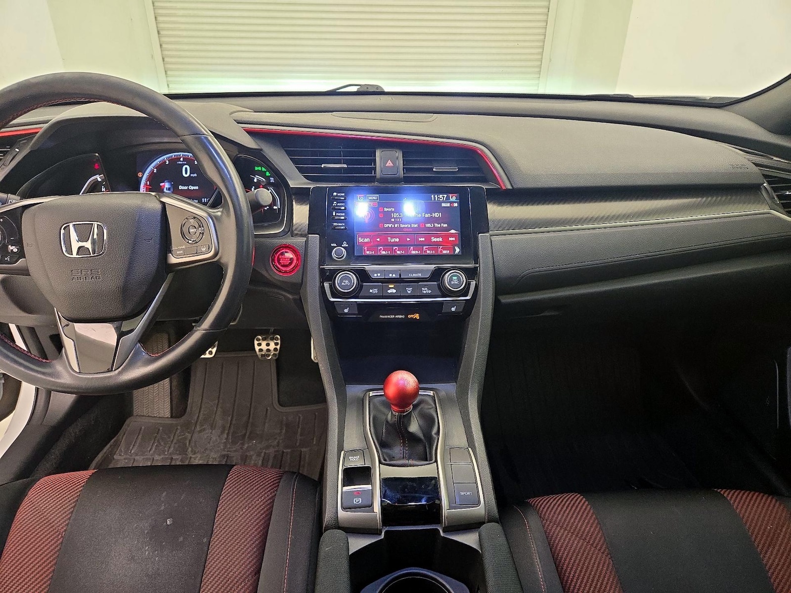 Apple CarPlay® & Android Auto™