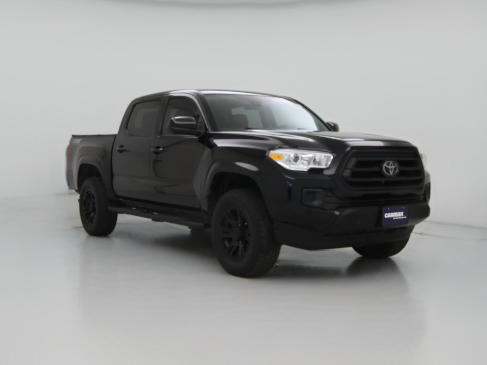 Bed Cover & Tow Hitch