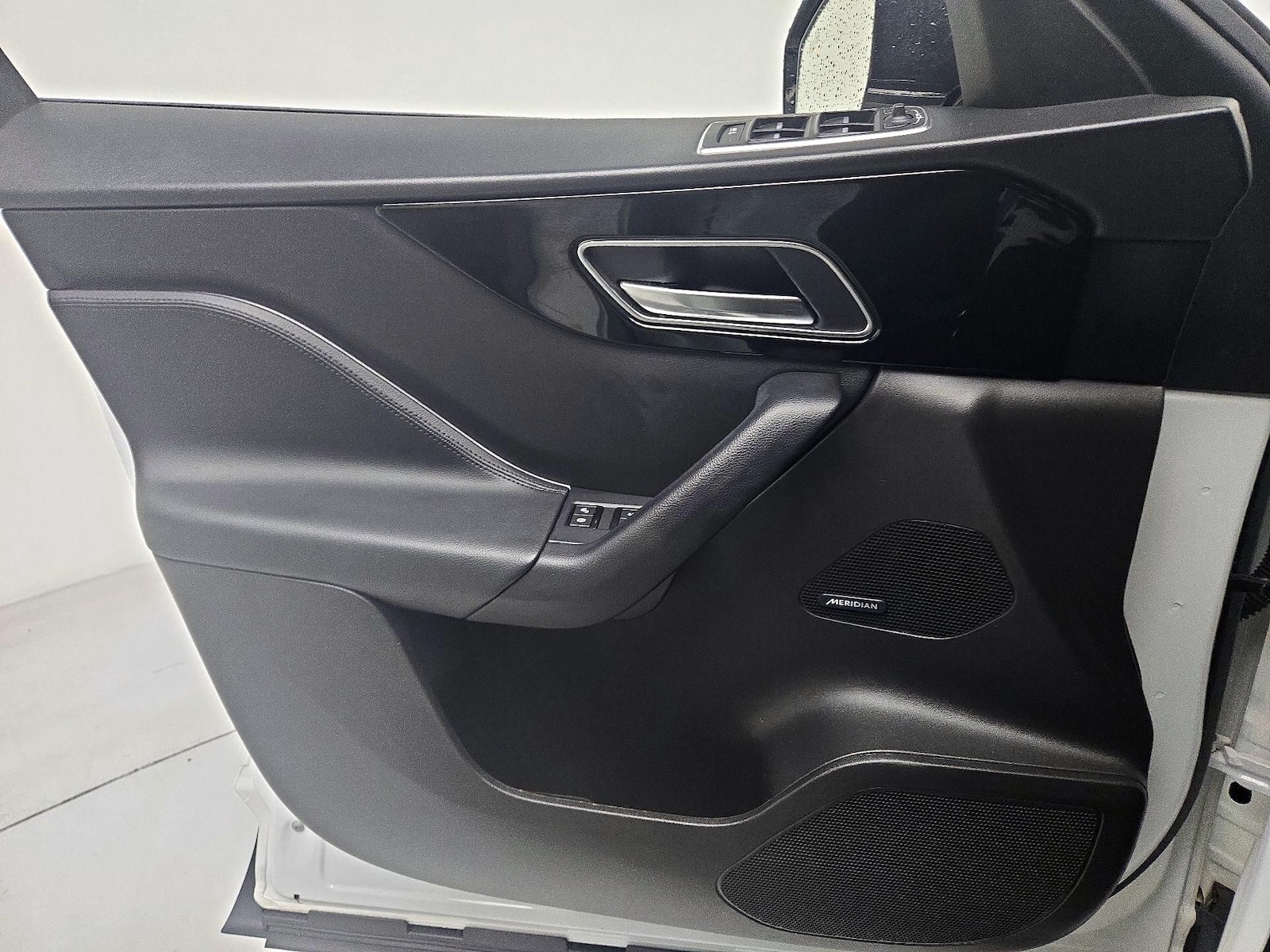 2020 Jaguar F-Pace Premium - Photo 13