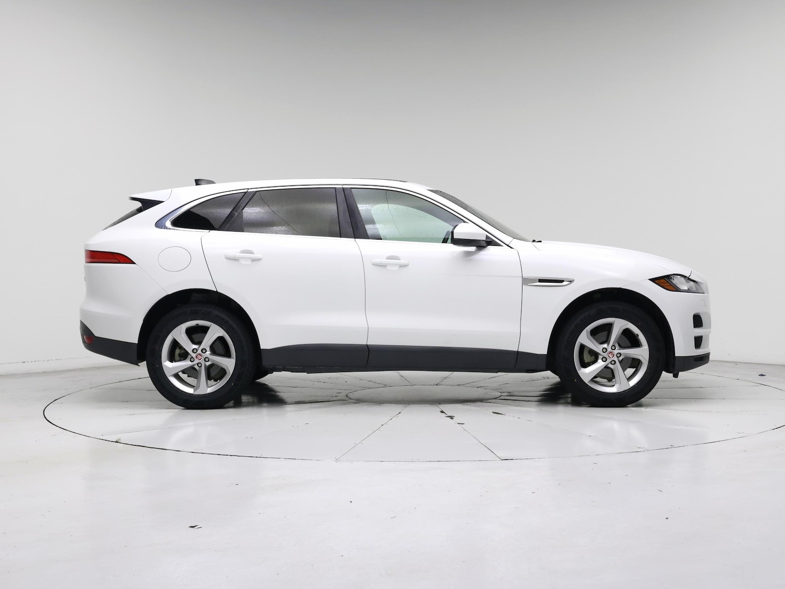 2020 Jaguar F-Pace Premium - Photo 8