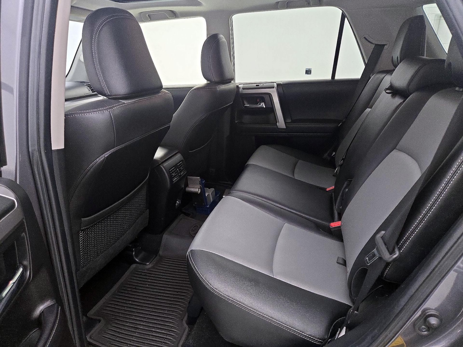 2021 Toyota 4Runner SR5 Premium - Photo 21