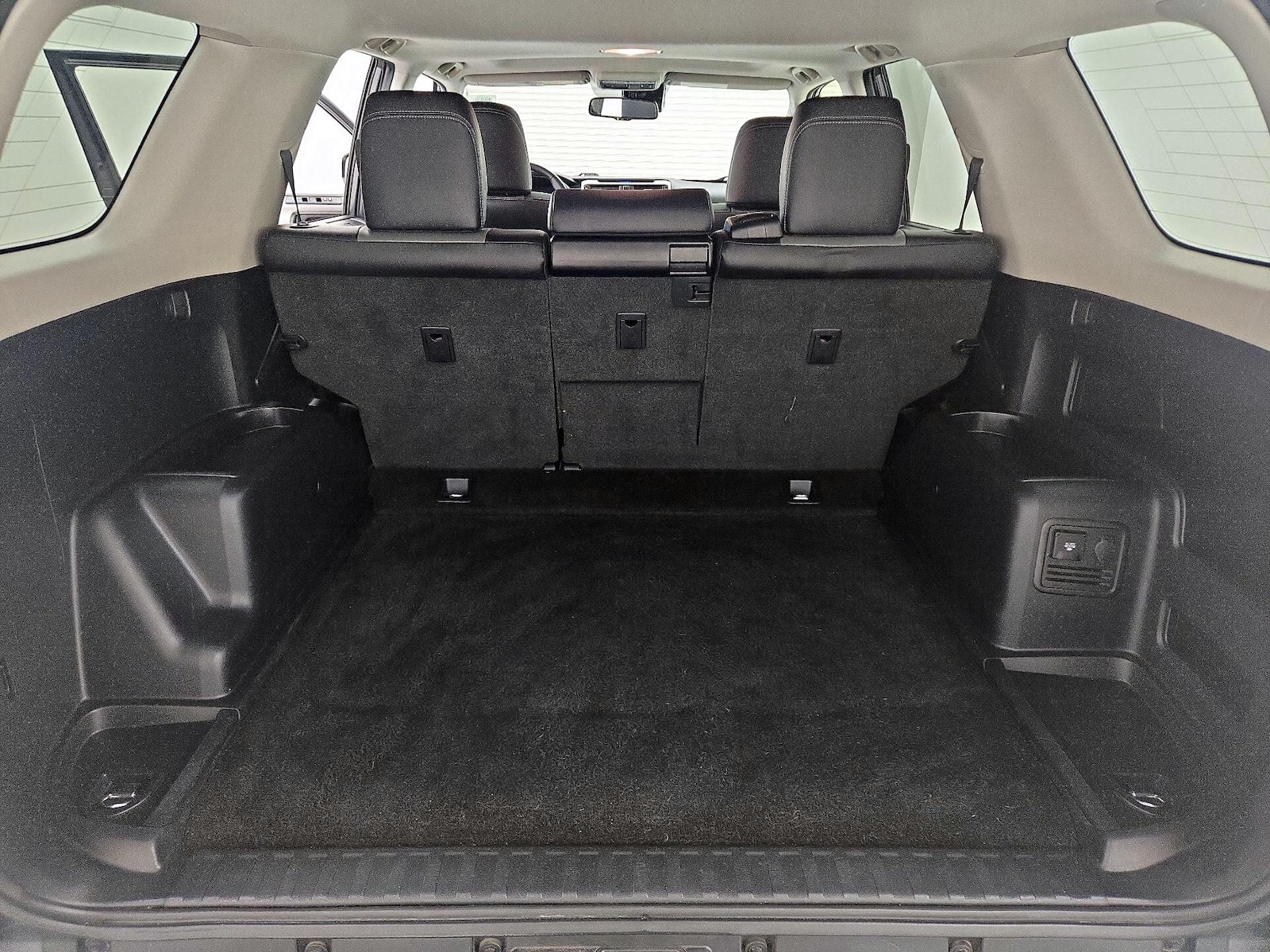 2021 Toyota 4Runner SR5 Premium - Photo 22